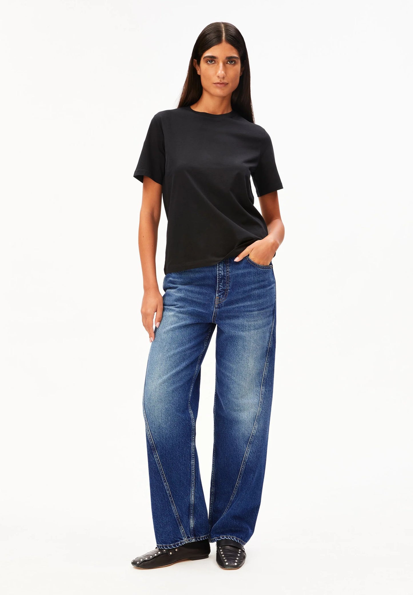 LUALAA T-SHIRT