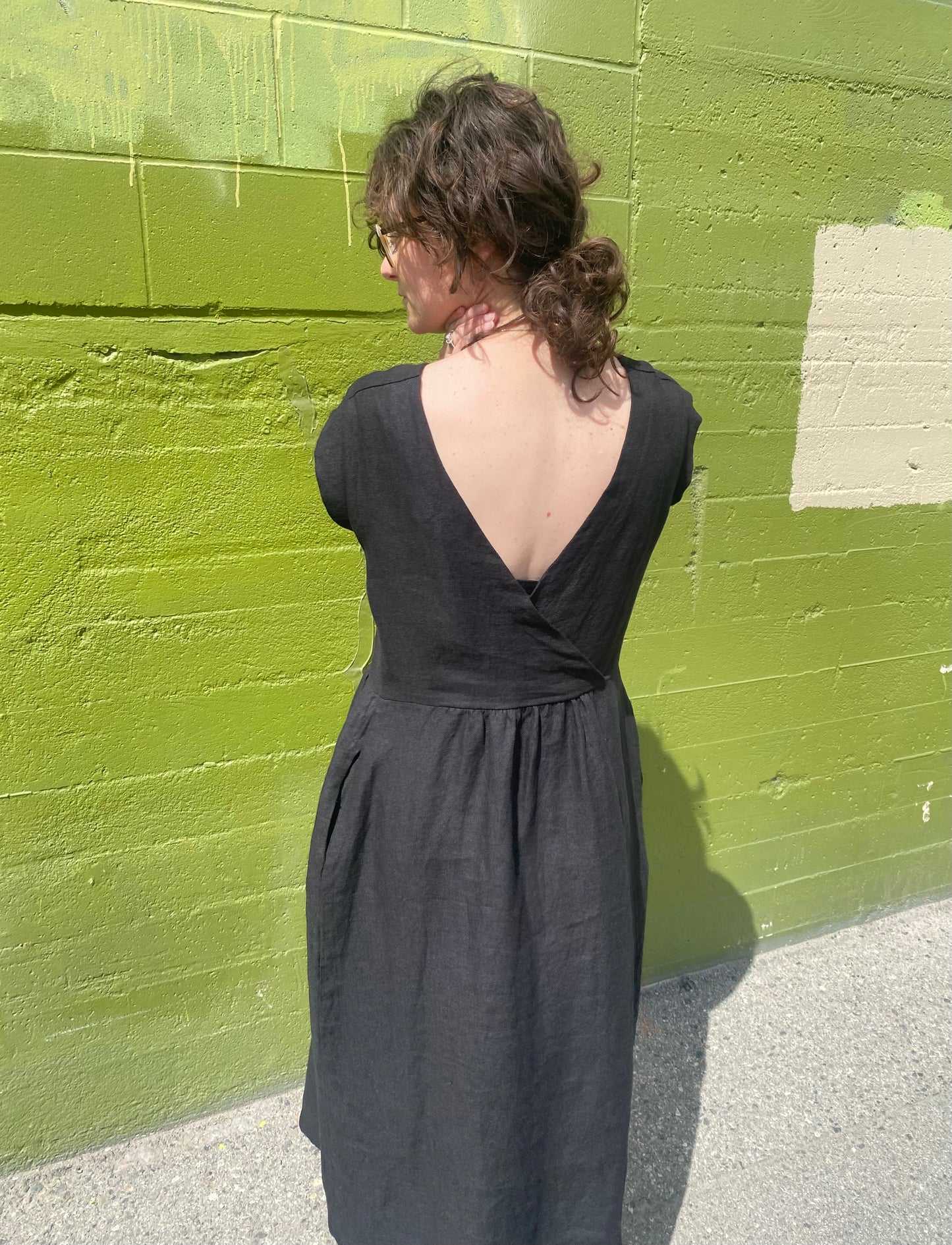 Allison Wonderland - SS24 - Blythe Dress in Black Linen - back 4