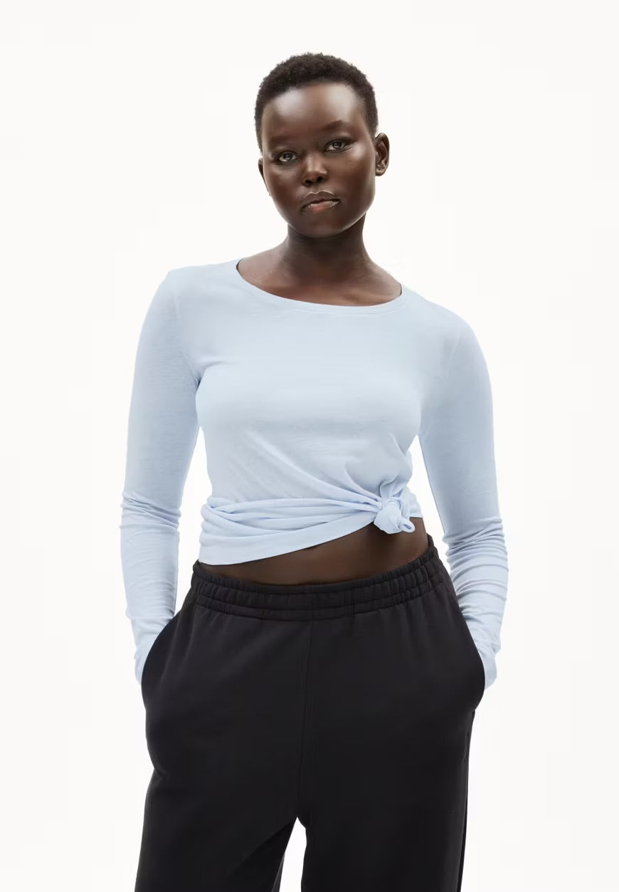 Armedangels - FW24 - Enriccaa Soft in Morning Sky - front 5