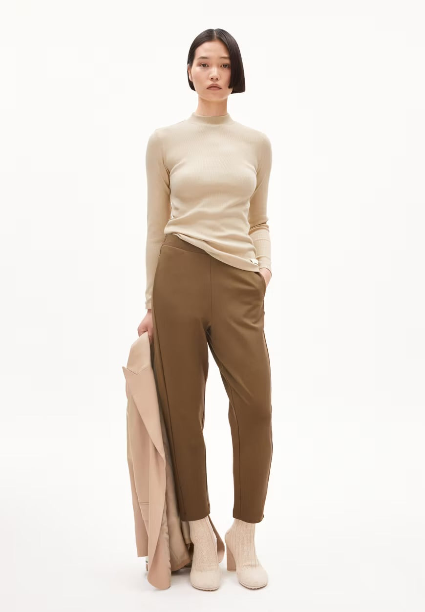 Armedangels - FW24 - Fatimaara Top in Gravel -front 3