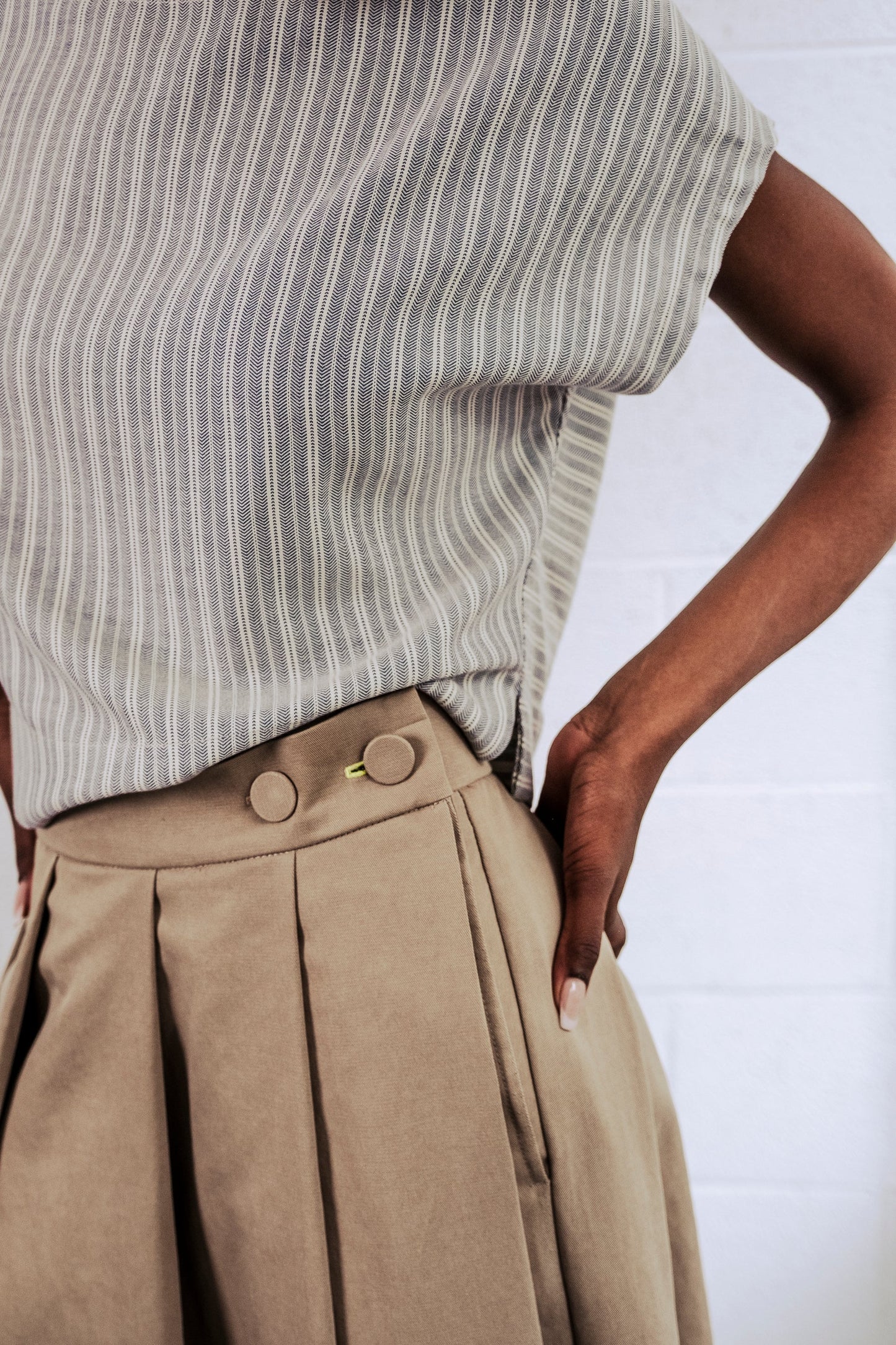 Tofino Top in Light Blue Herringbone fabric detail - French-made herringbone cotton top - BodyBag by Jude available in Kelowna