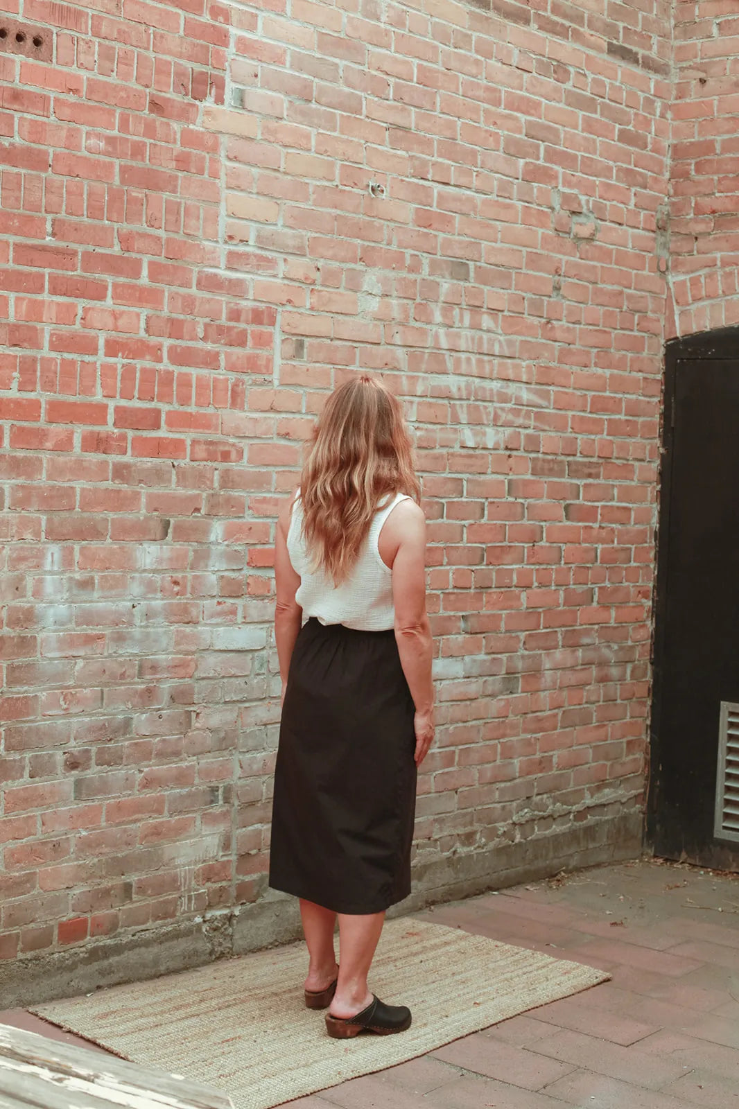 FW23 - It is well L.A Organic Poplin Skirt in Black
