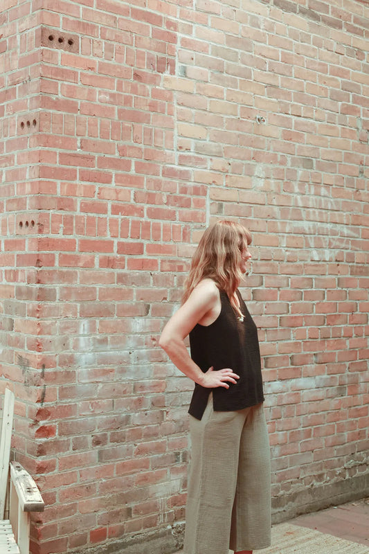 SS24 - It is Well L.A Organic Gauze Sleeveless Top in Black