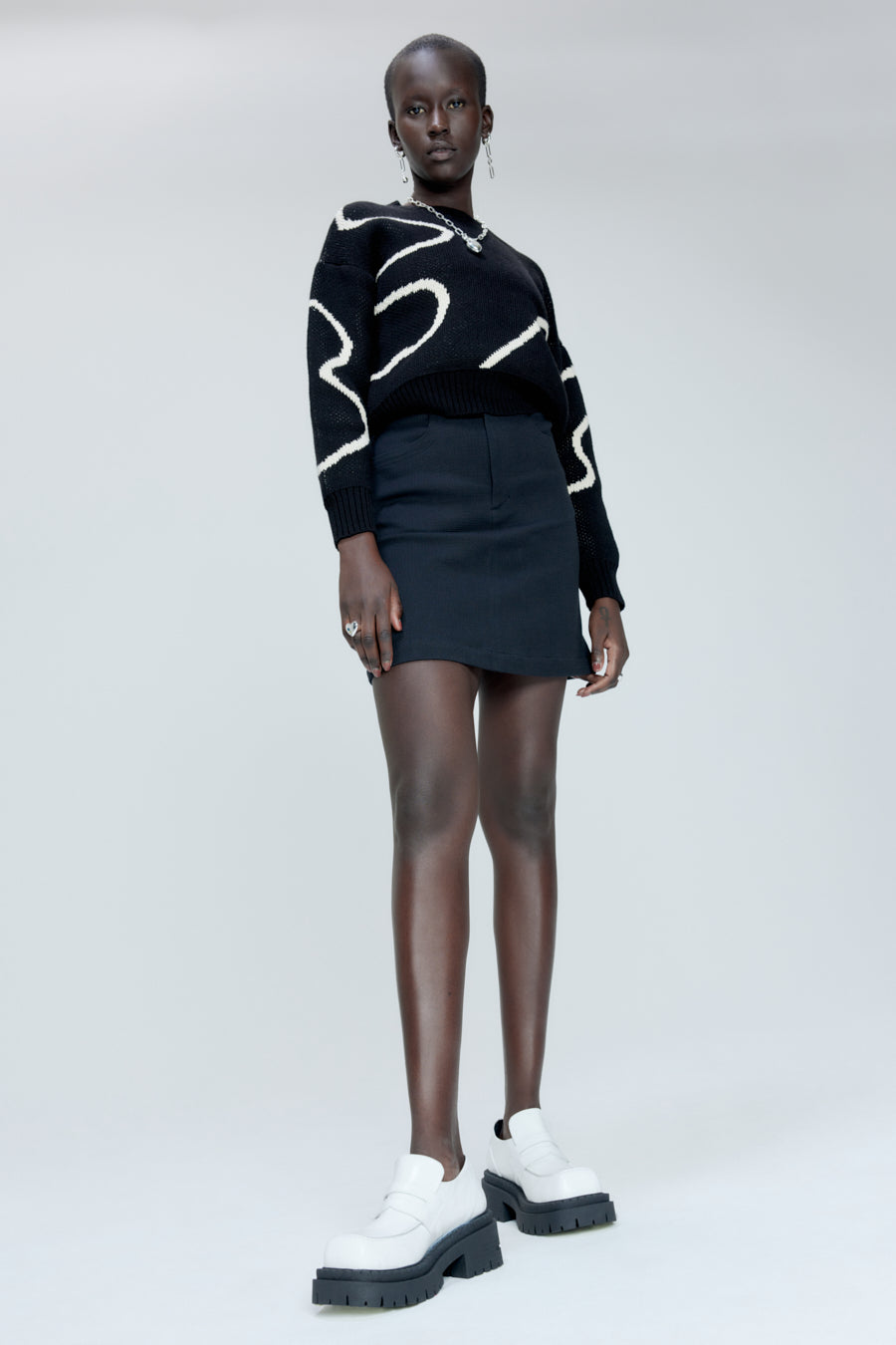 Eve Gravel - Fall 23/24 Denver Sweater in black