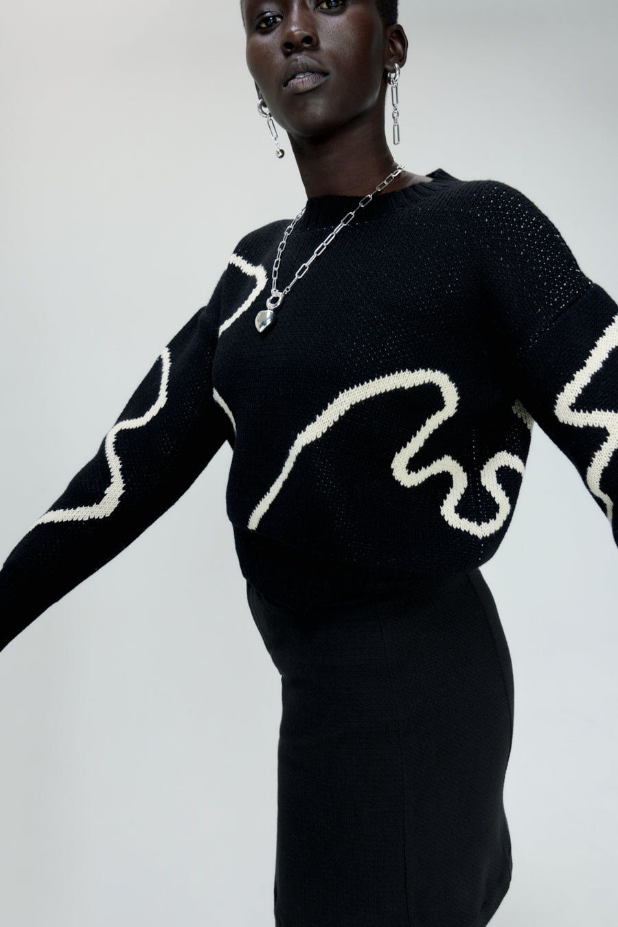 Eve Gravel - Fall 23/24 Denver Sweater in black