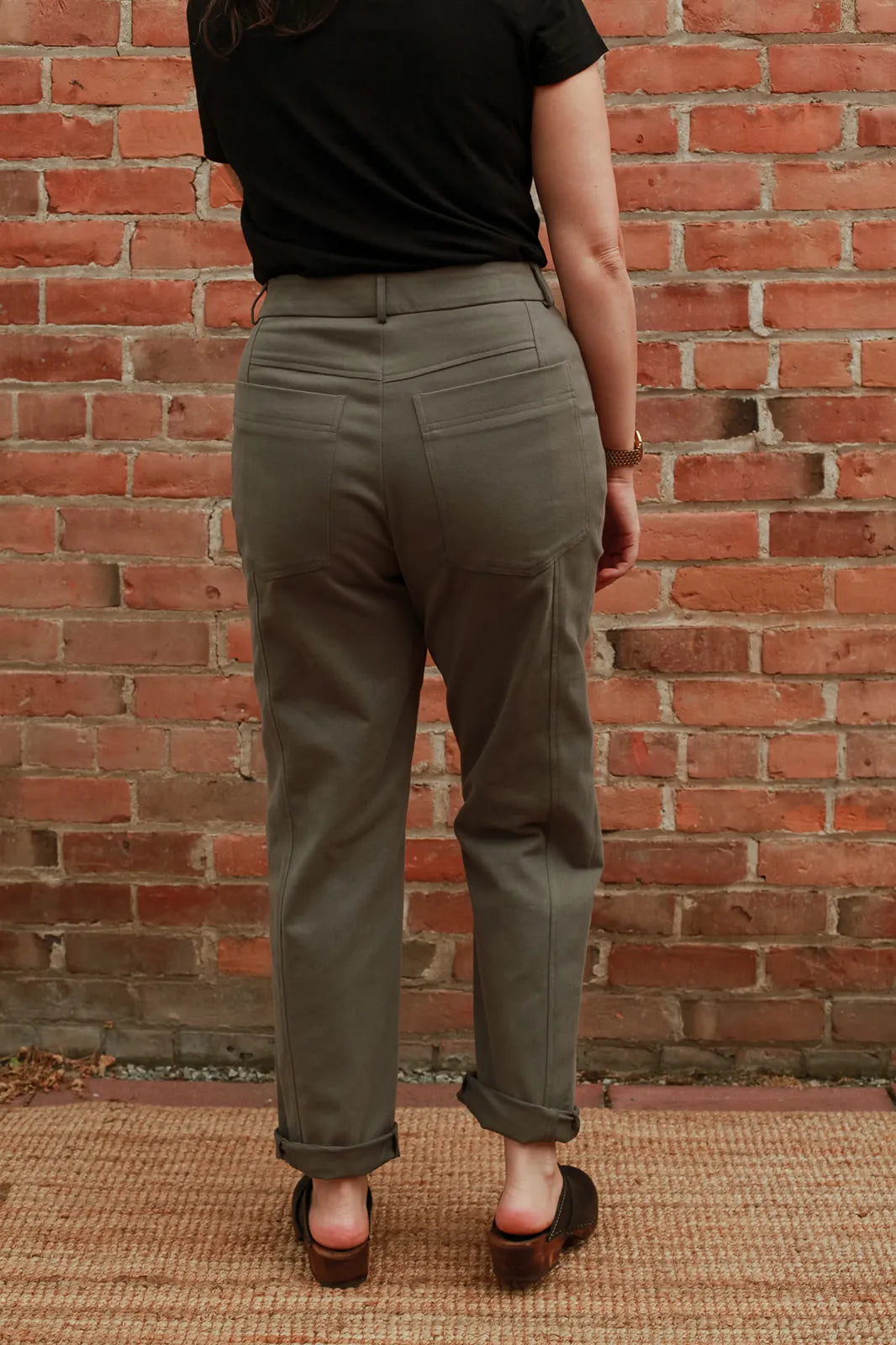 Eve Garvel Fall 23/24 - Joy Pants in Charcoal
