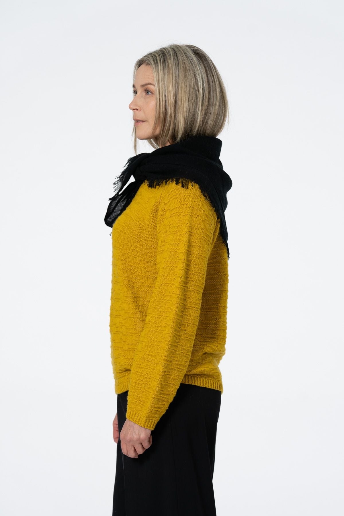 Merino Square Woven Scarf in Black