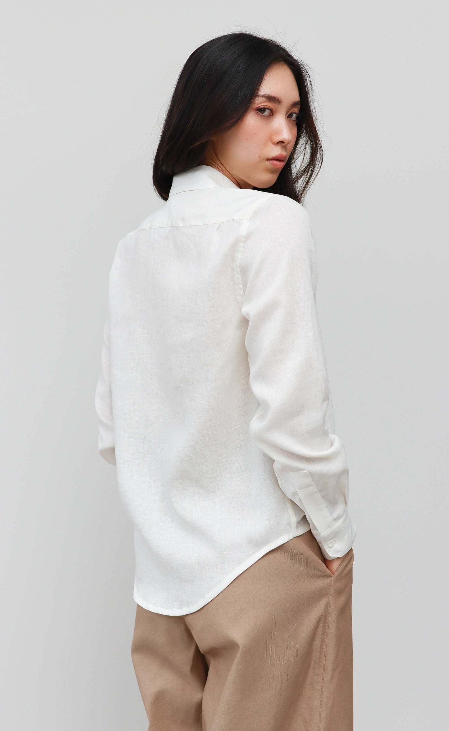 Power of My People - SS24 - The Friend - Proper Fit - Cream - model back 3