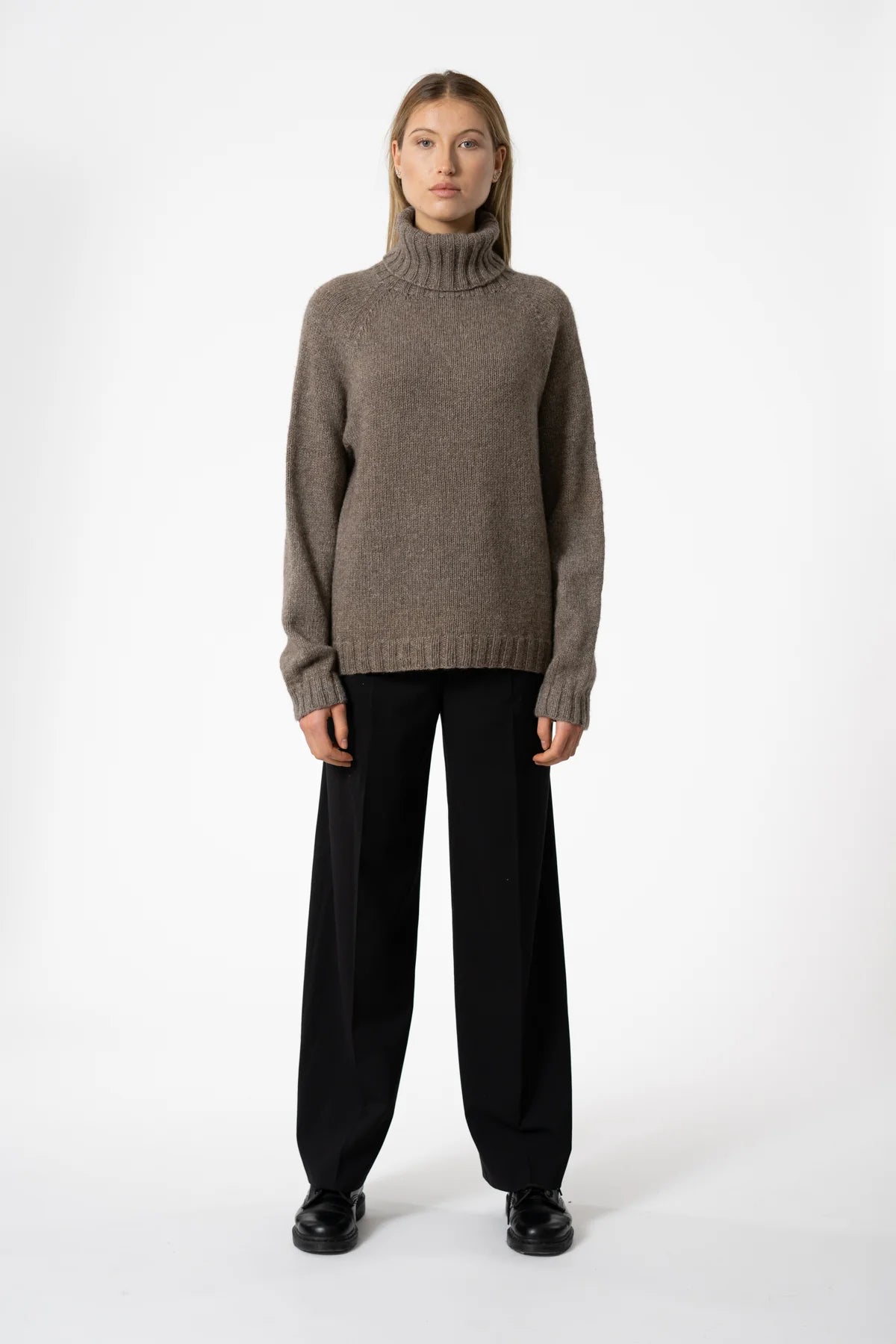 Yak Handknit Turtleneck in Oat Brown