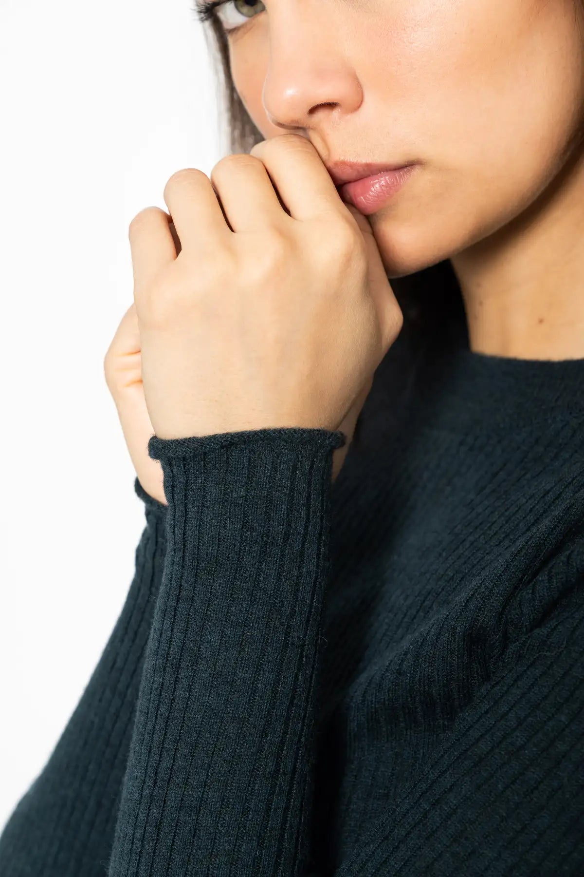 Merino Fitted Rib Sweater in Peacock Green