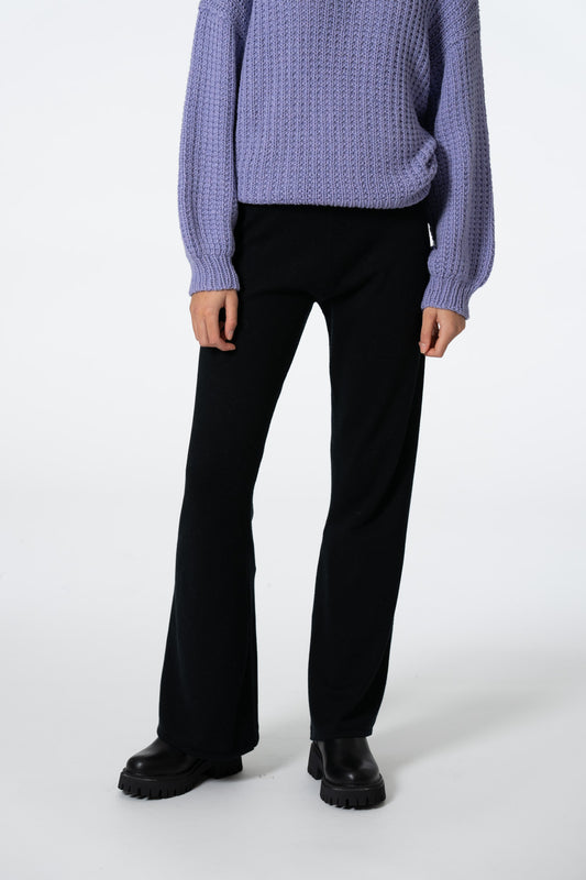 Dinadi Merino Pants in Black Fall 23/24