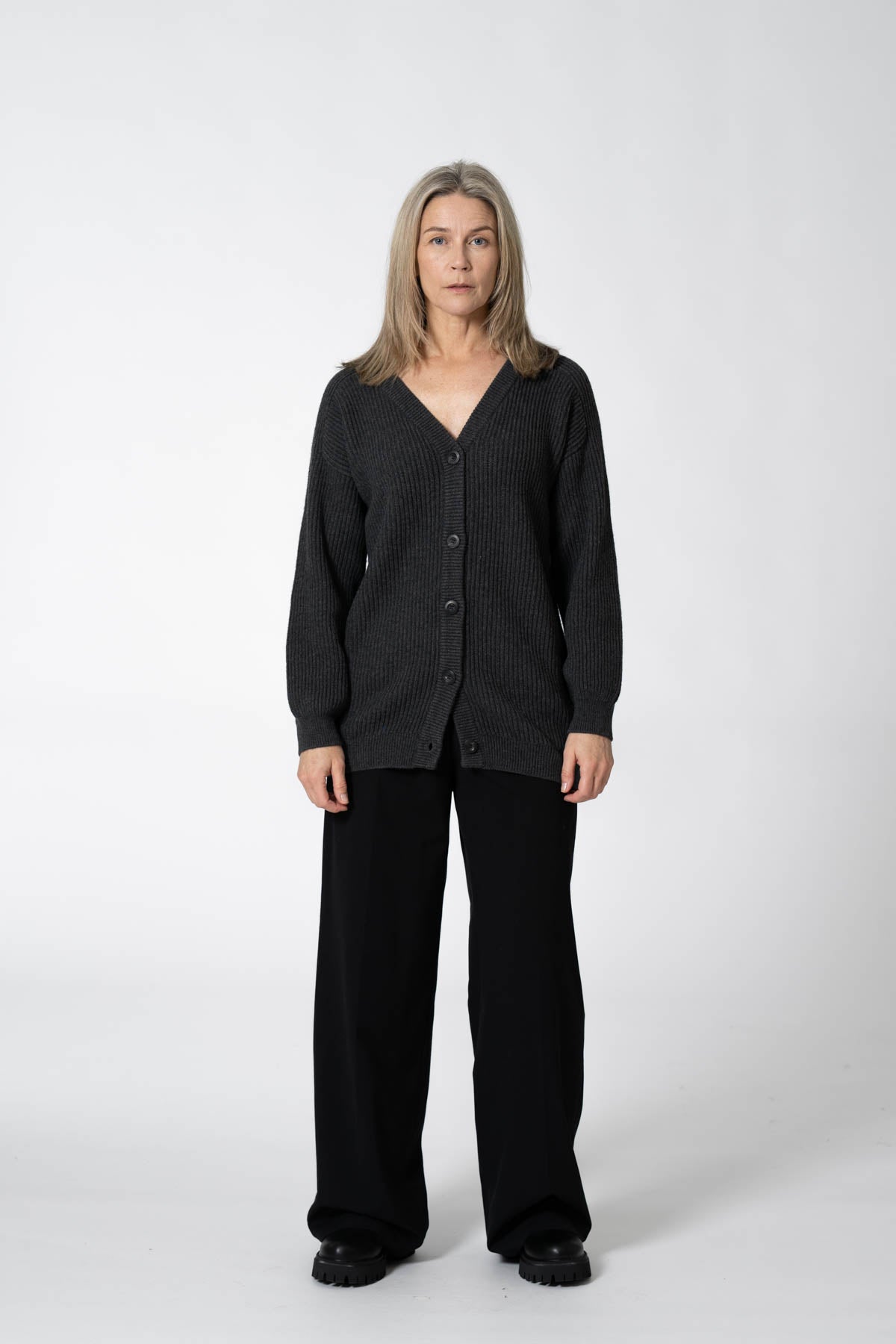DINADI Merino Rib Cardigan in Charcoal Grey FALL 23/24