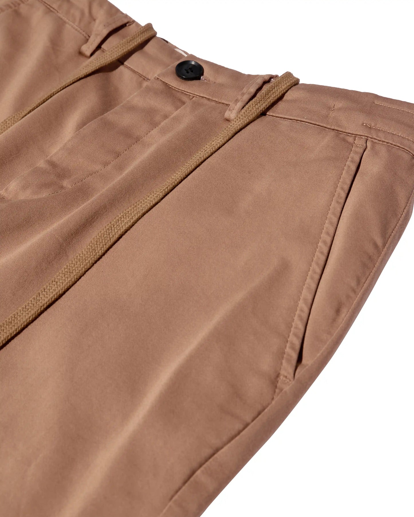 MOS MOSH Gallery Hunt Soft String Shorts Toasted Coconut – men's summer shorts, Canada detail view of pocket and drawstring