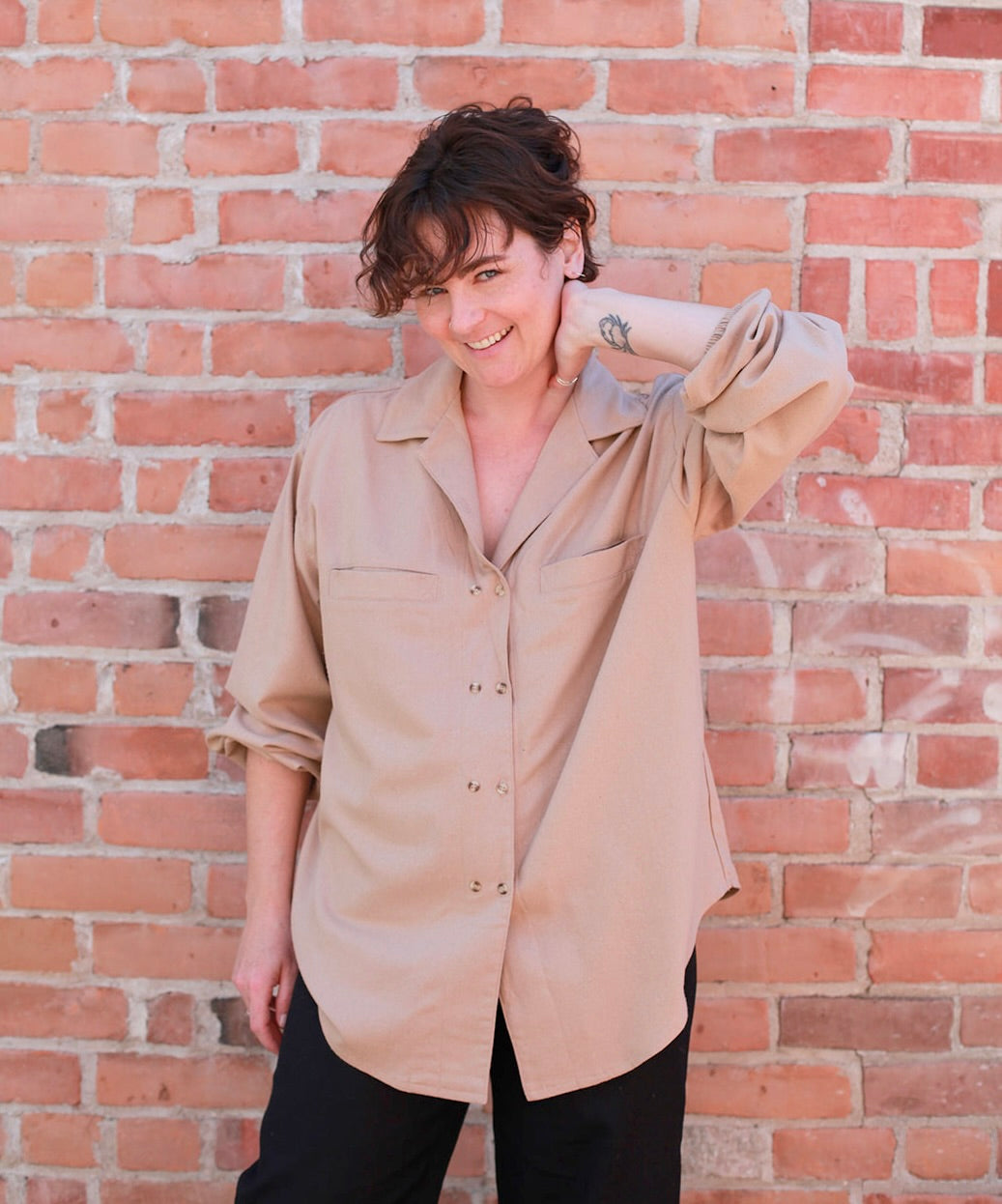 Harly Jae House Blouse in Sand