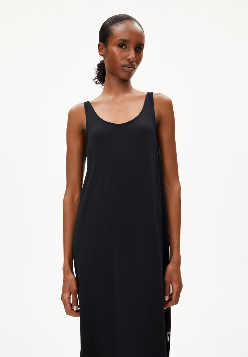 SS25 - ARMEDANGELS - Maeliaa Jersey Dress in Black - front 3