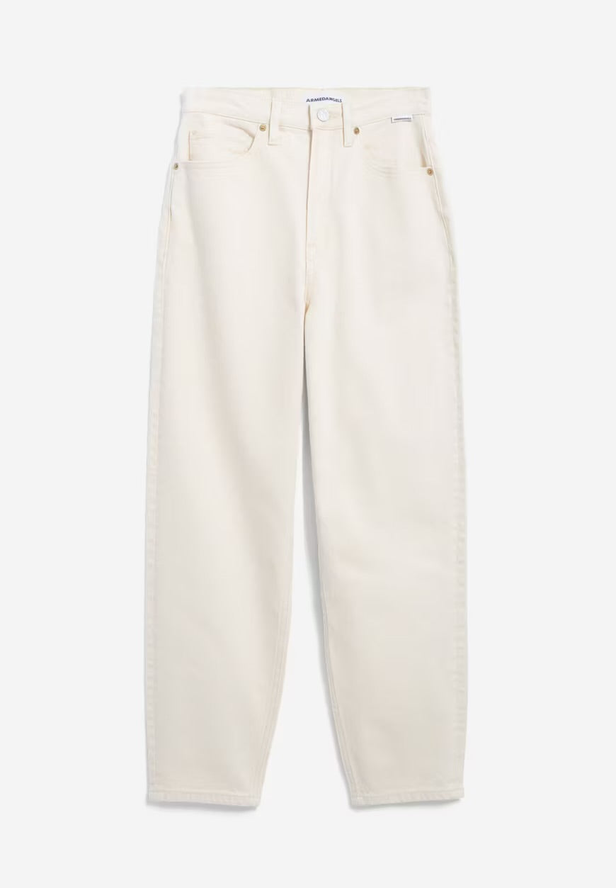 SS25 - ARMEDANGLES - Mairaa Denim in Undyed - display front 7