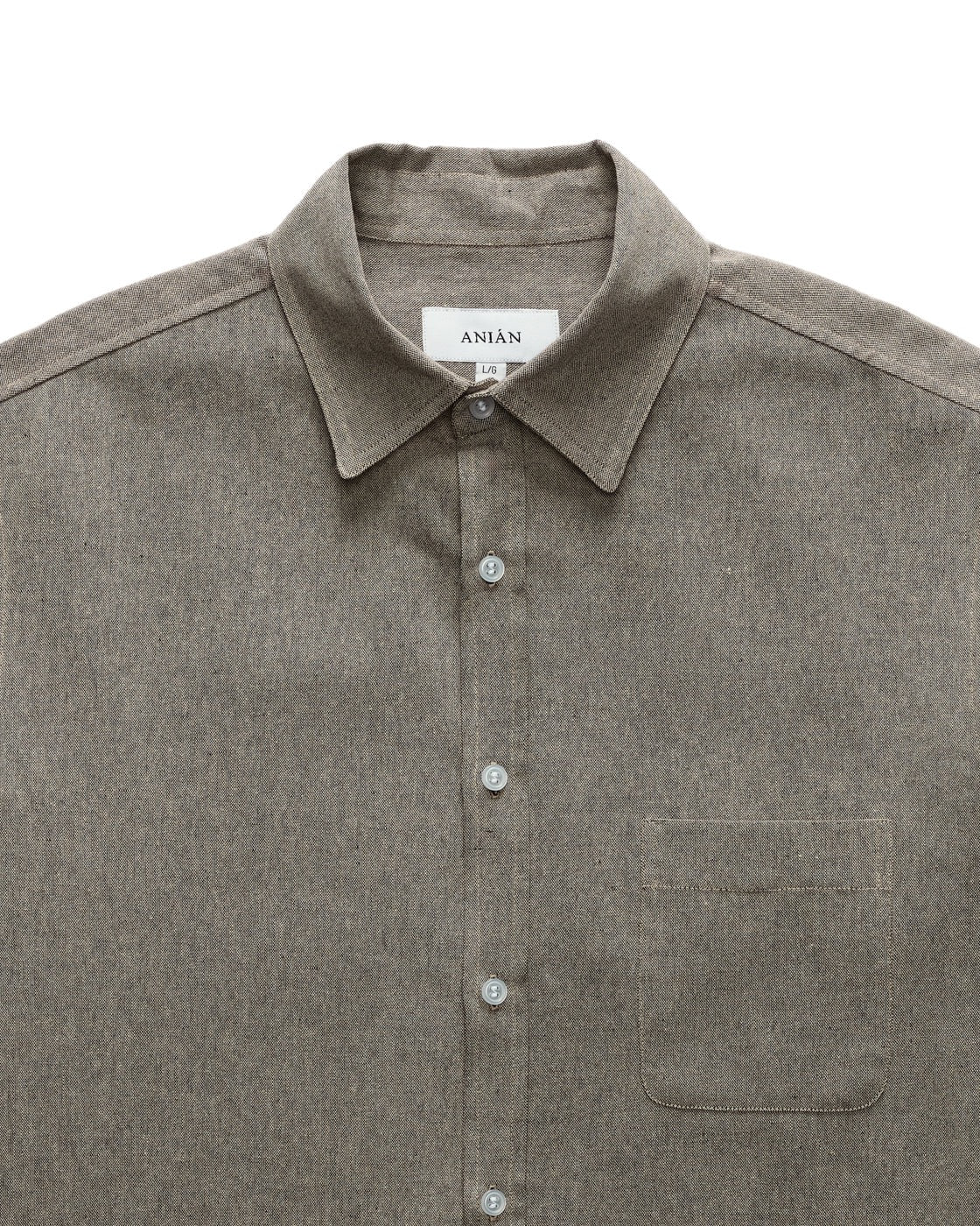 SS25 - Anián - The Haro Shirt in Sail - front details display  6