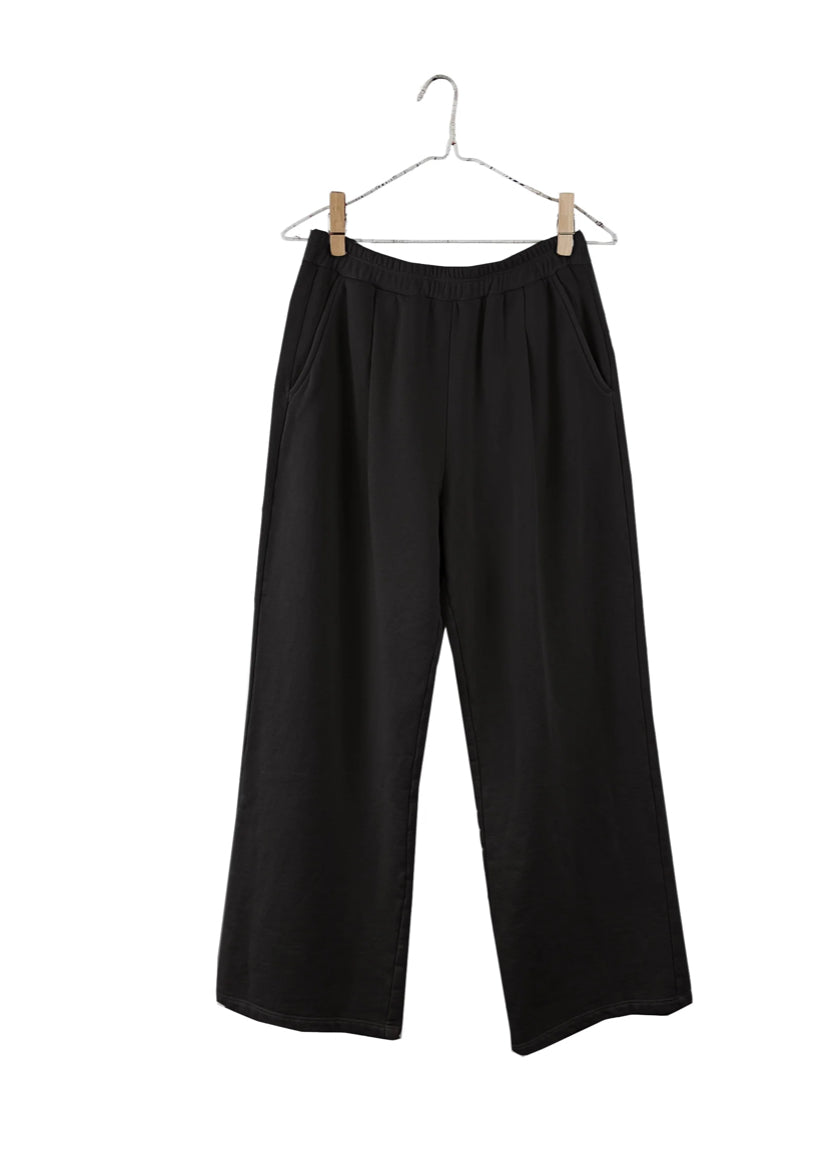SS25 - It is Well L.A - Pleated Sweatpants in Black - front display 1