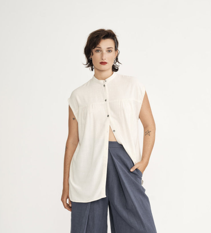 SS25 - Jennifer Glasgow - Neptune Top in Oatmeal - front 1
