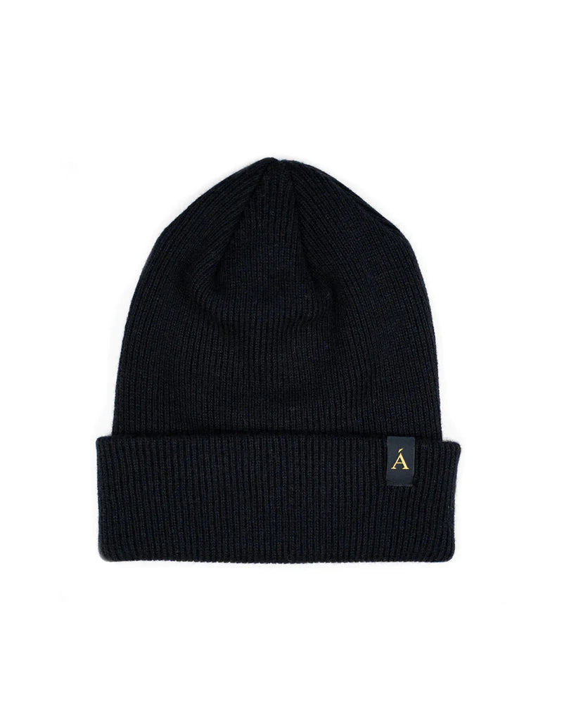 Anian black ribbed knit toque with folded cuff and gold logo tag warm winter hat unisex
