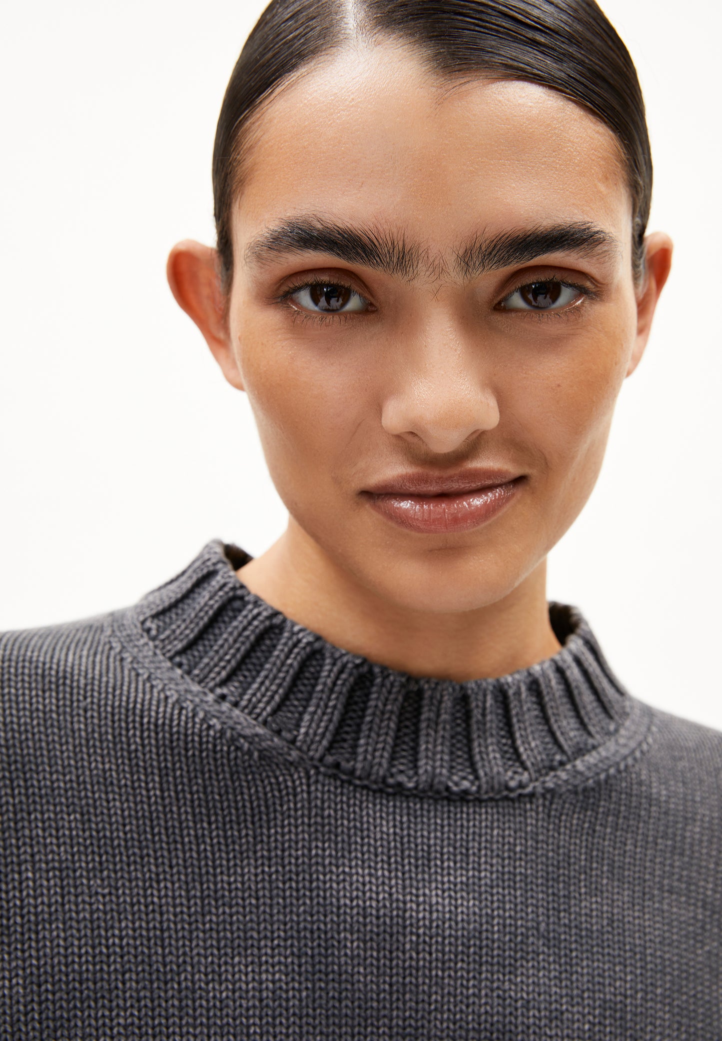 ARMEDANGELS Canada Grey Sweater with Ribbed Collar for Casual Style and Comfort in Canada
