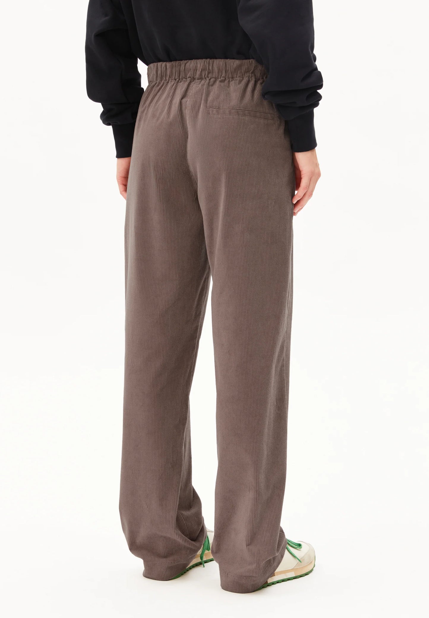 ARMEDANGELS Canada women's corduroy pants in brown with a comfortable elastic waistband in Kelowna