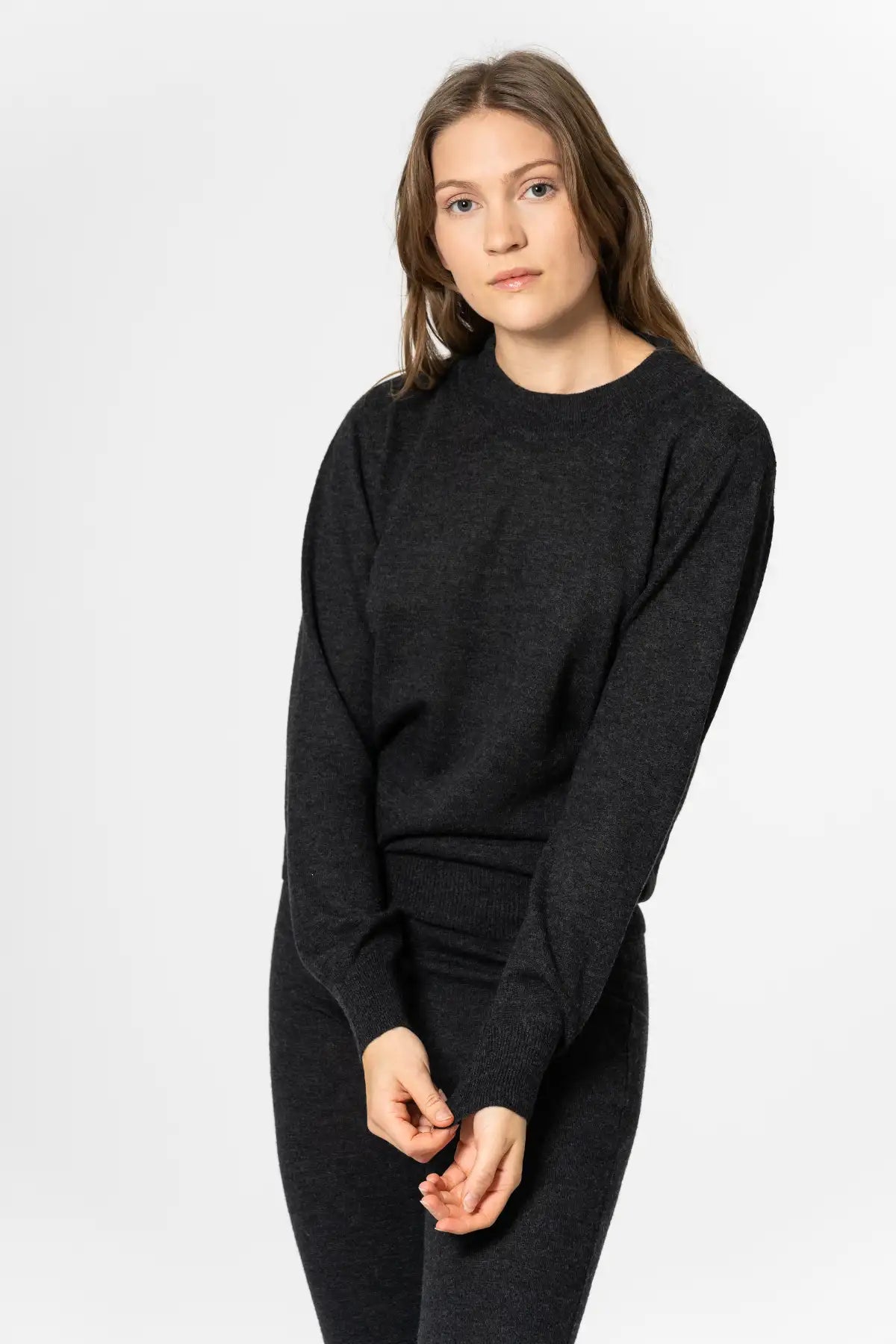 Dinadi women's merino wool sweater in charcoal gray with a relaxed fit and long sleeves in Kelowna and Canada