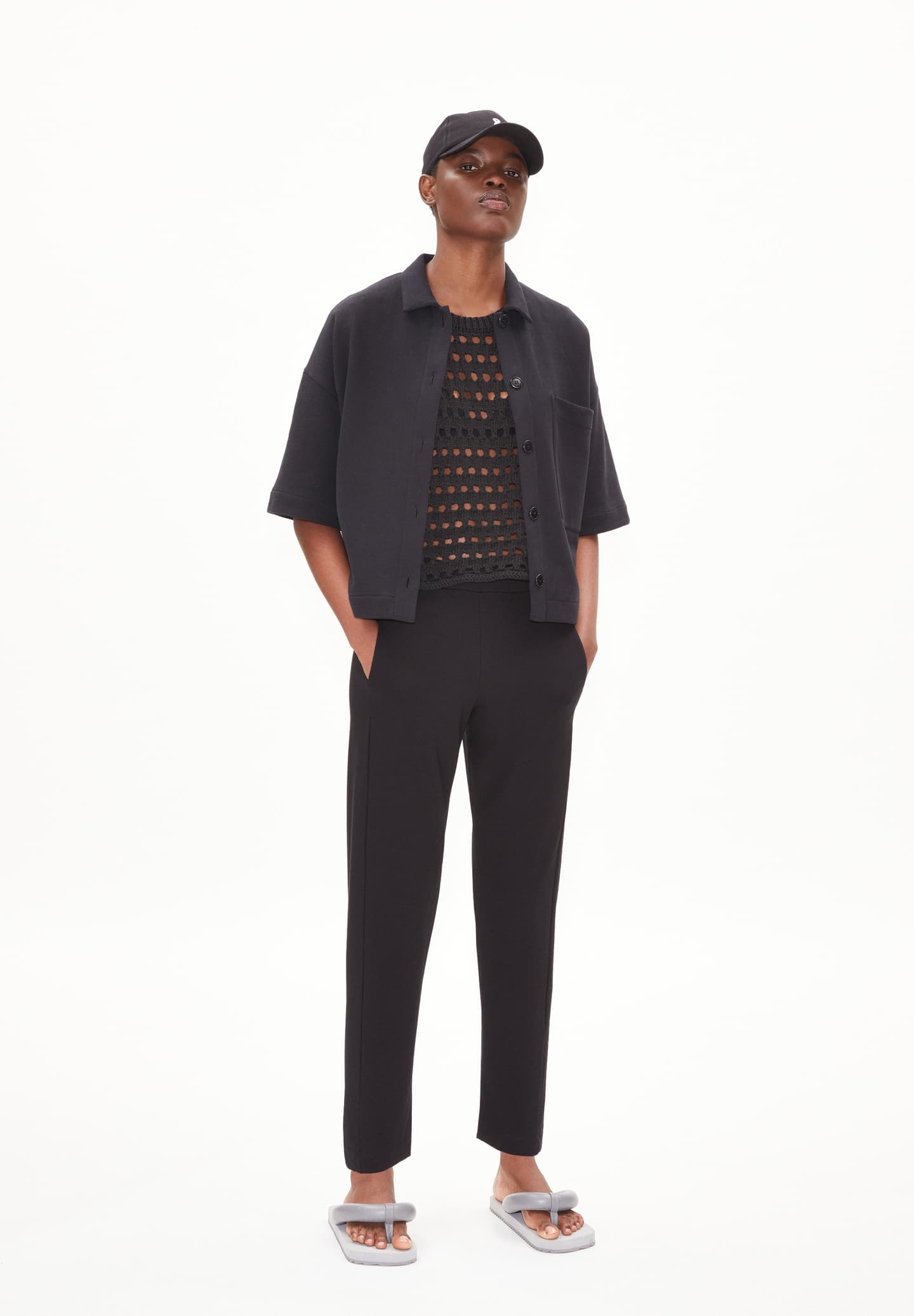 FW24 - ARMEDANGELS - Magdaalena Pant in Black - on Model Front 4