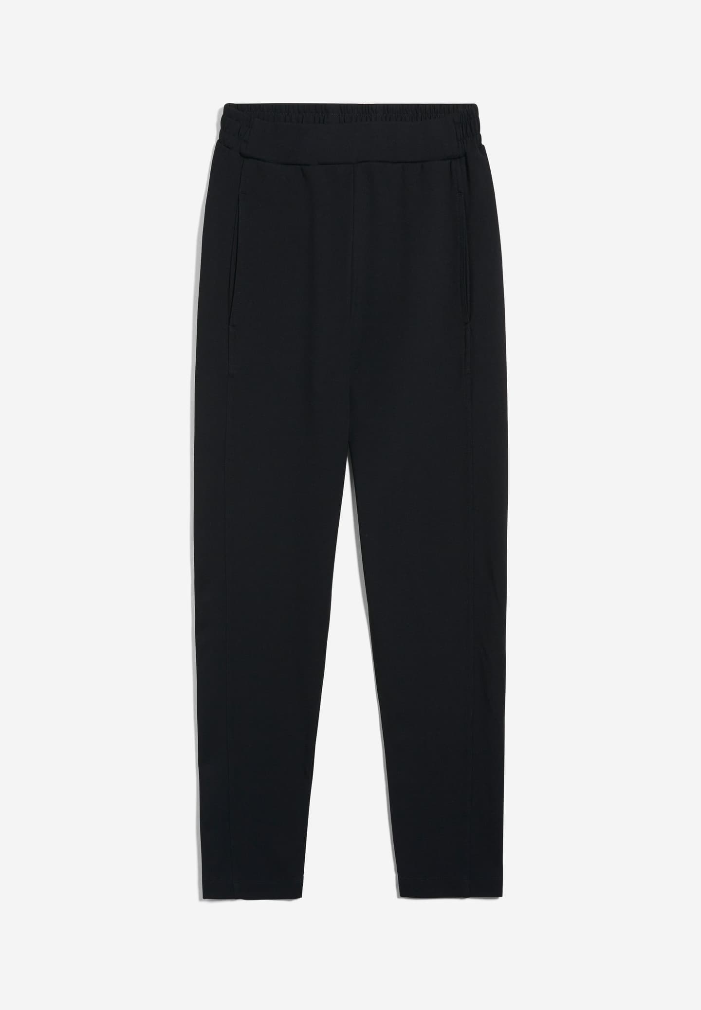 FW24 - ARMEDANGELS - Magdaalena Pant in Black - on display front 7