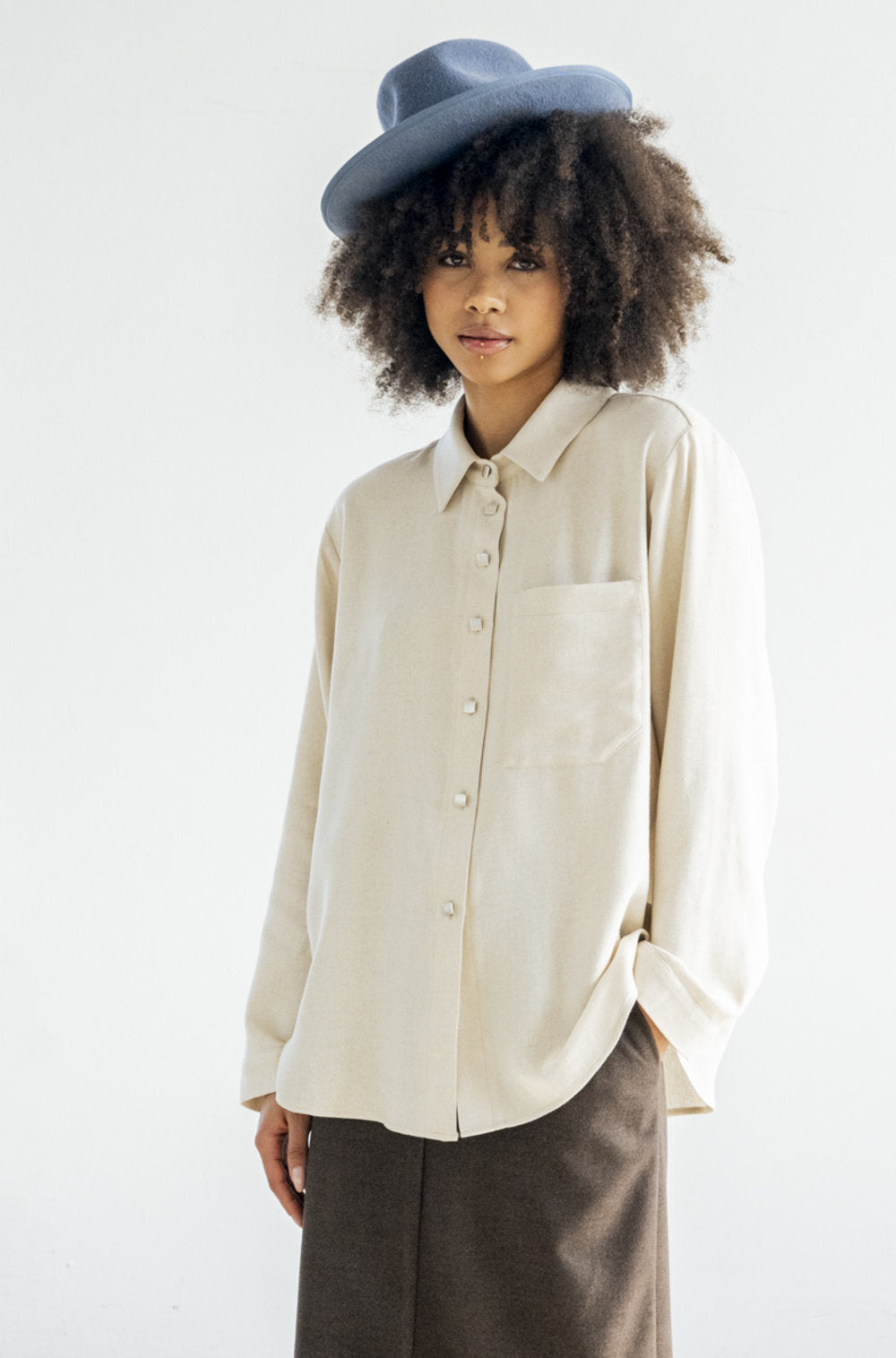 Bodybag by Jude - FW24 - Douglas Shirt in Natural - on model front 1