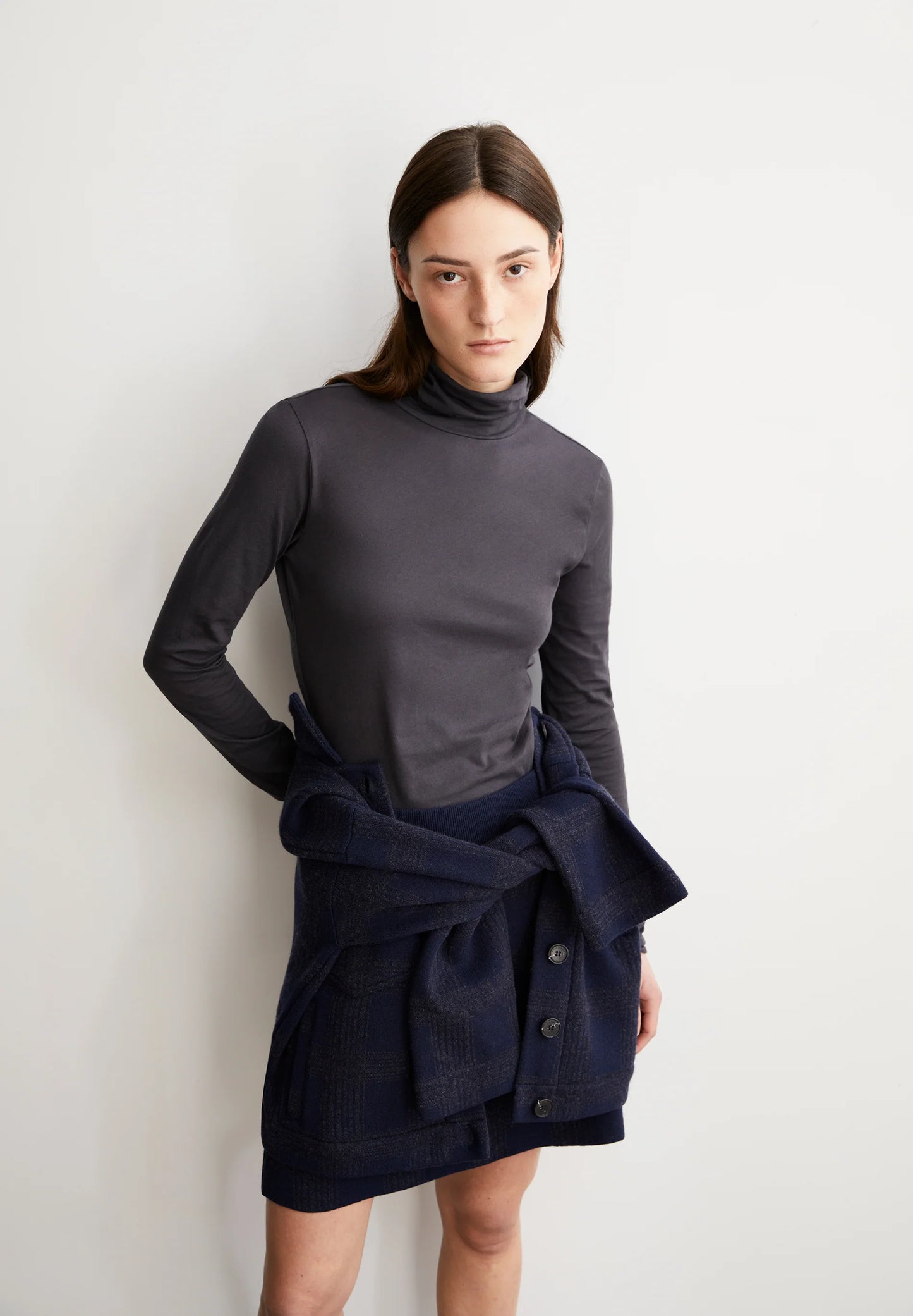 ARMEDANGELS Canada women's grey shirt with a stylish turtleneck design for a chic look in Kelowna