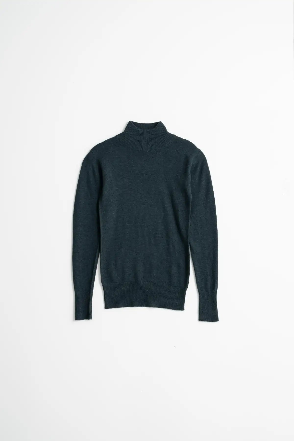 Dinadi women's merino turtleneck sweater in deep gray for stylish layering and warmth