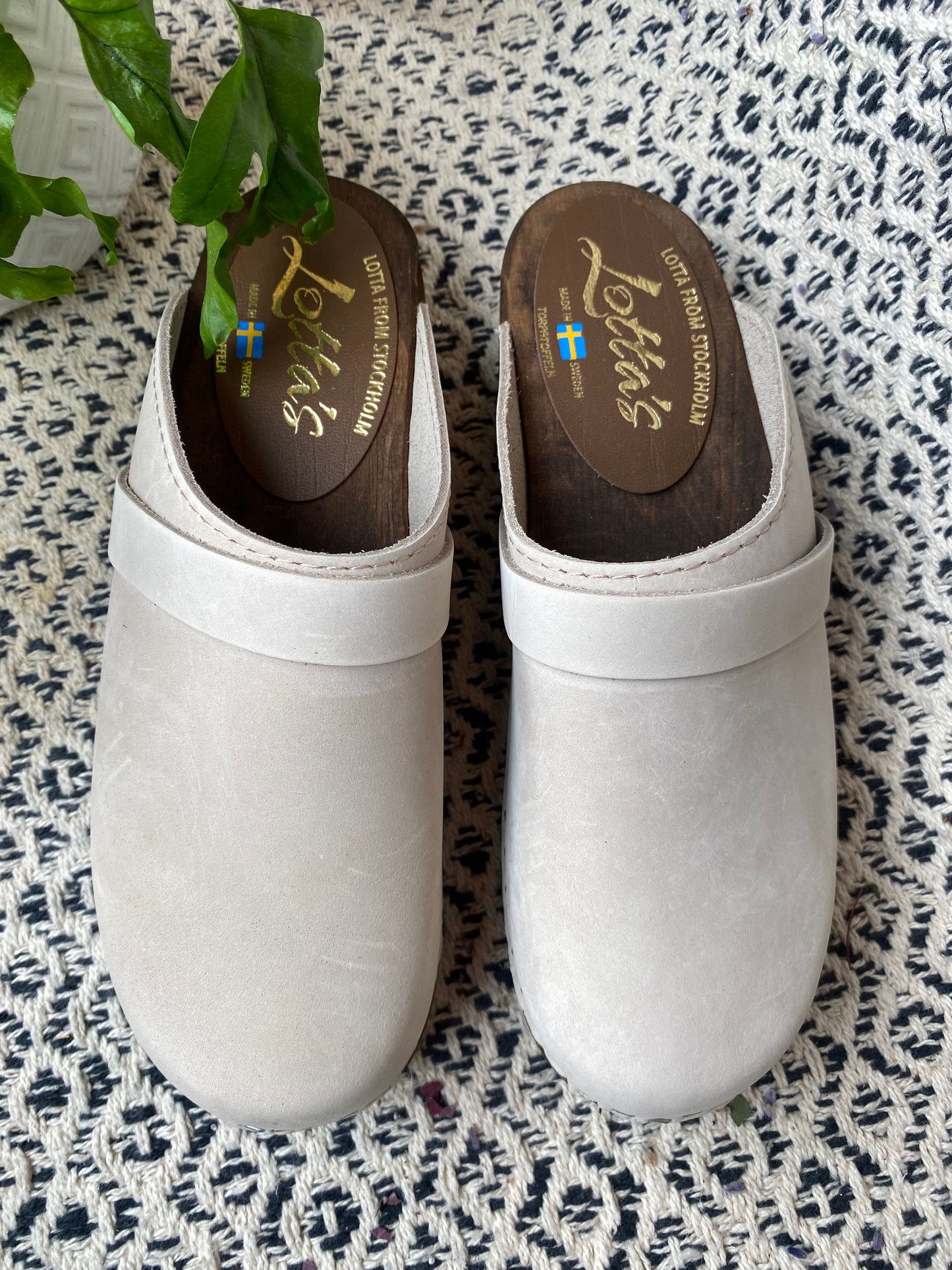 Classic Oatmeal Oiled Nubuck Clog on Brown Base