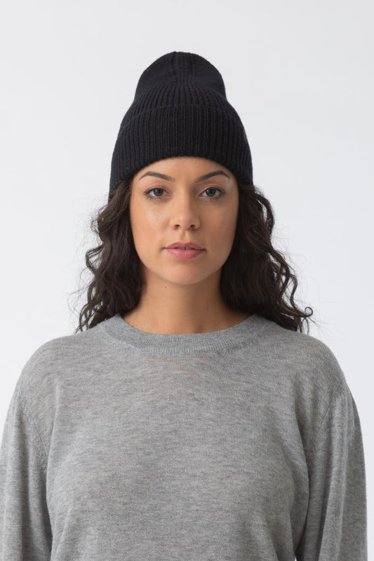 Dinadi Merino Rib Hat in Black