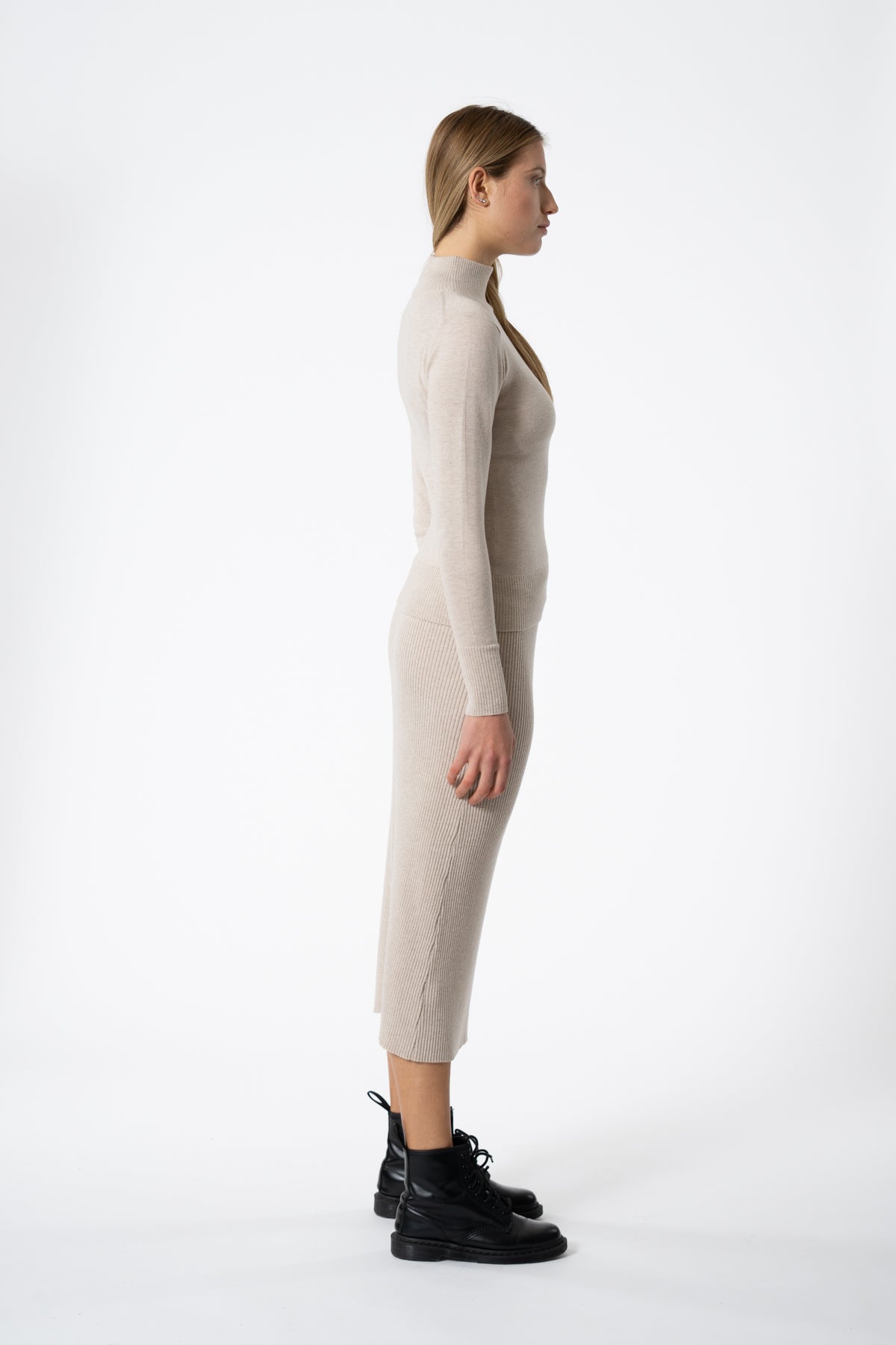 Merino Rib Skirt In Almond White