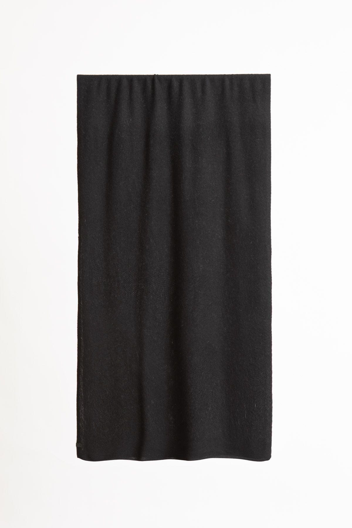 Dinadi Yak Wool Scarf in Black