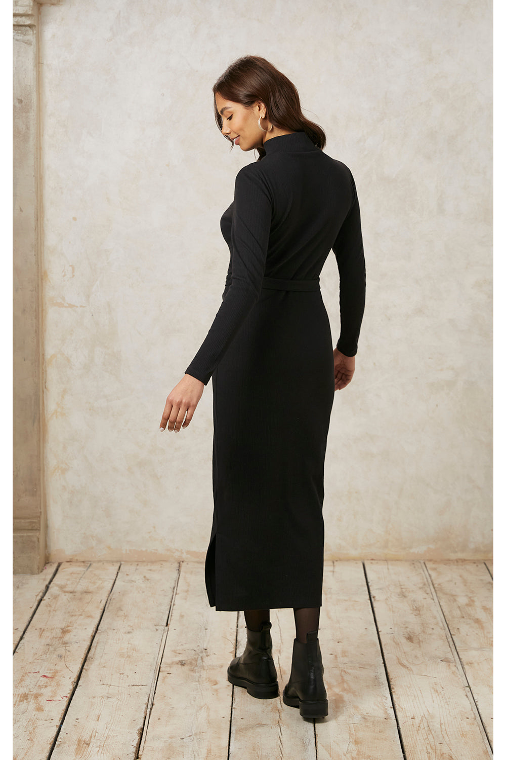 Corey Rib Midi Dress in Black