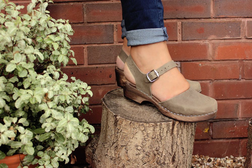 Low Wood in Taupe Oiled Nubuck