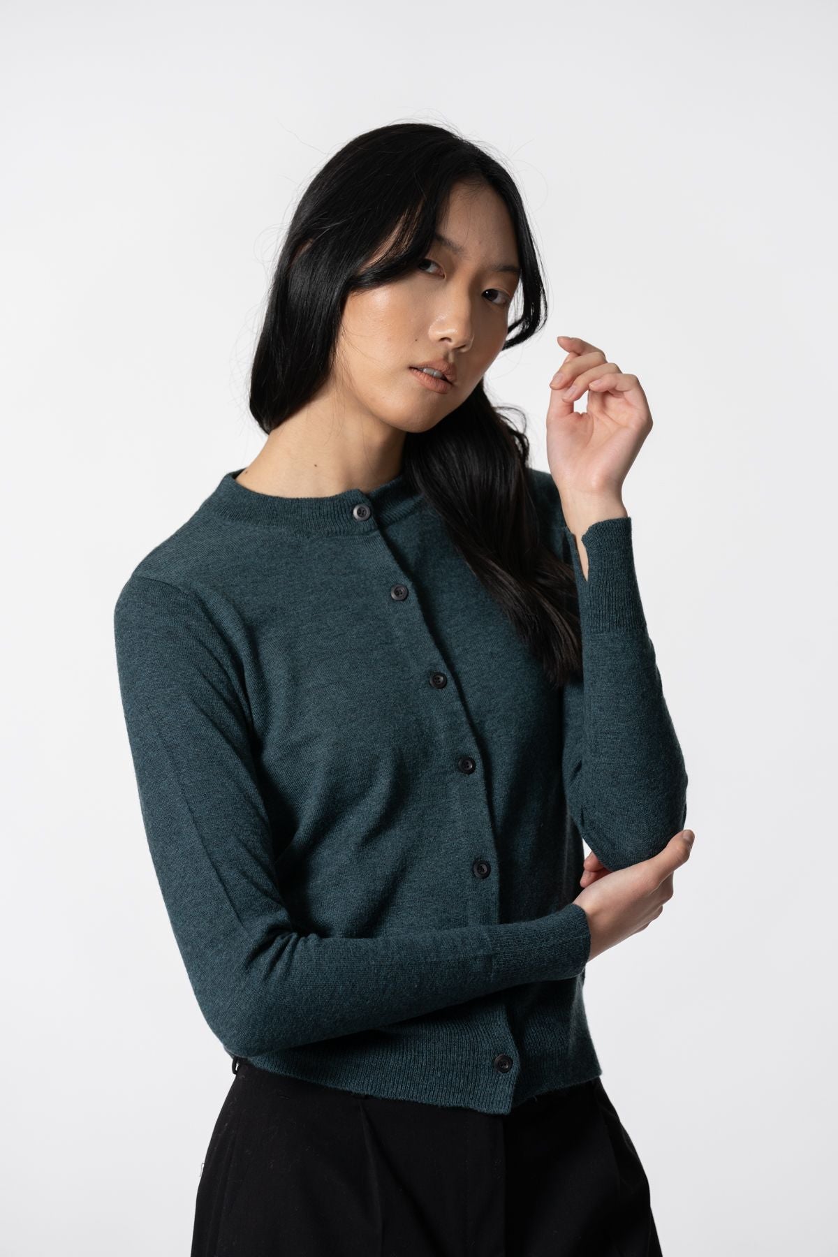 Fitted Merino Cardigan in Dragonfly Green