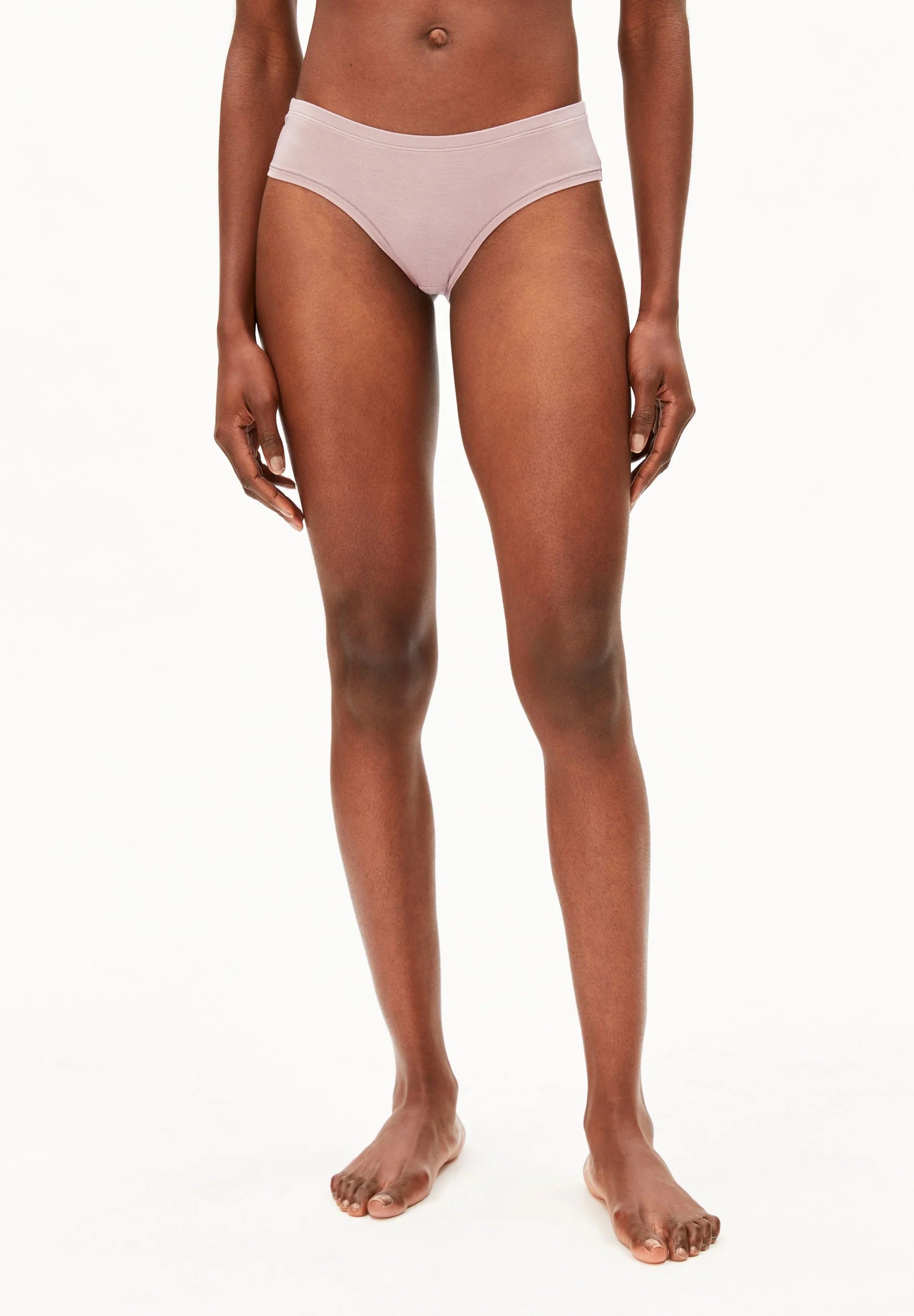 Eiraa Hipster Underwear – ARMEDANGELS Canada - grey blush on model front
