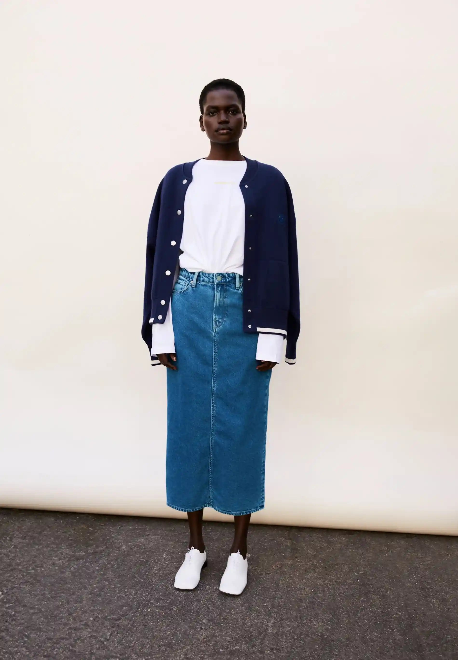 ARMEDANGELS Canada KAALYKE Denim Midi Skirt in Daydream – styled outfit view
