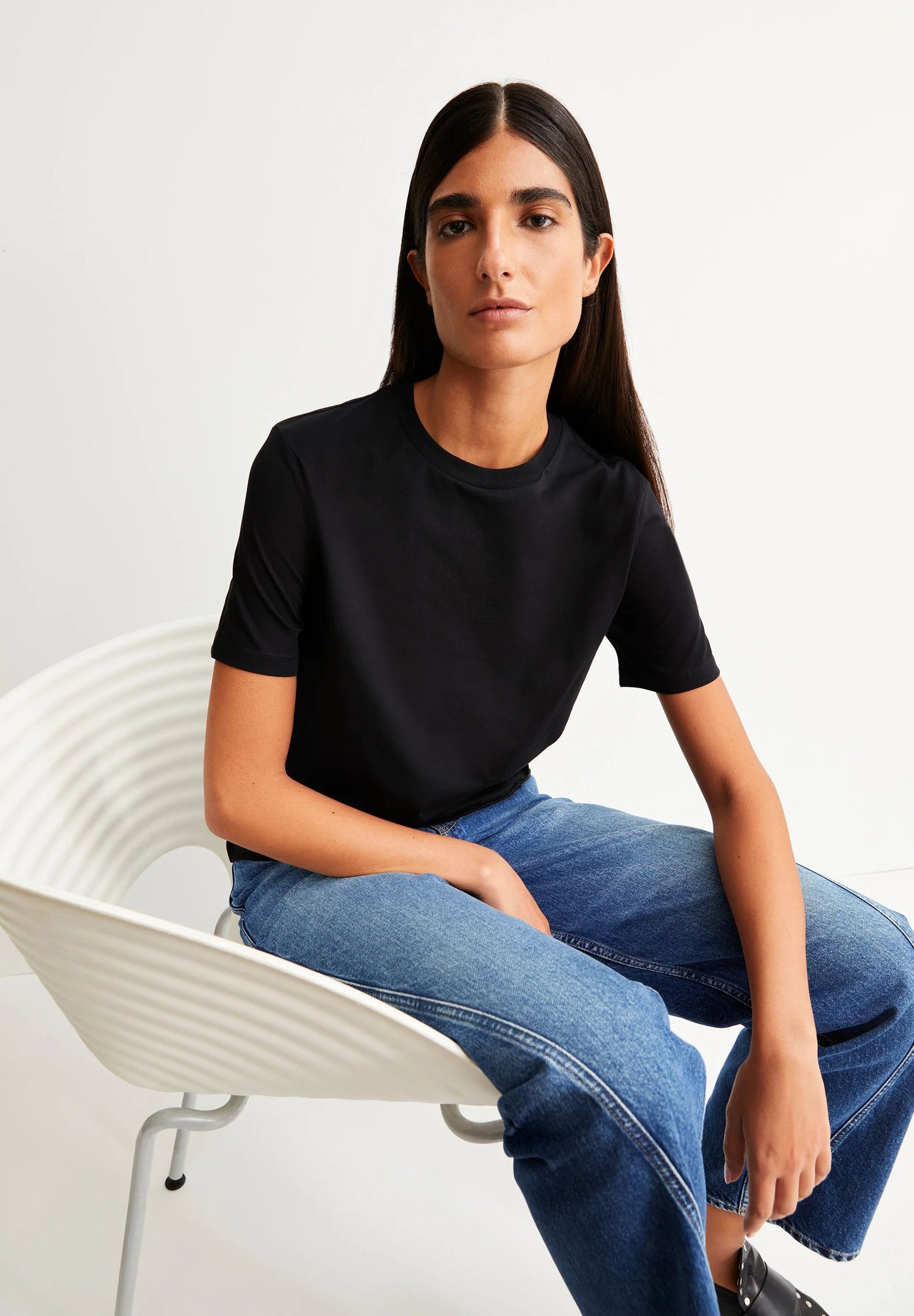LUALAA T-SHIRT