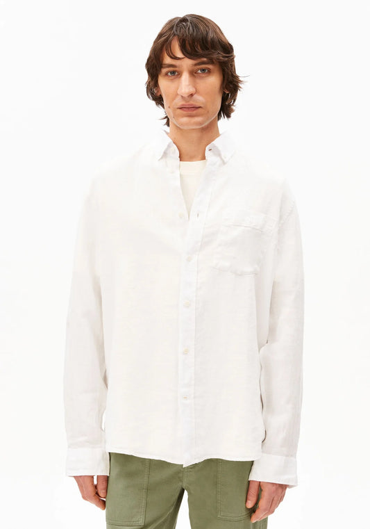 Men's LINEN LONGSLEEVE SHIRT - ARMEDANGELS Canada in white front view on moedl in Kelowna