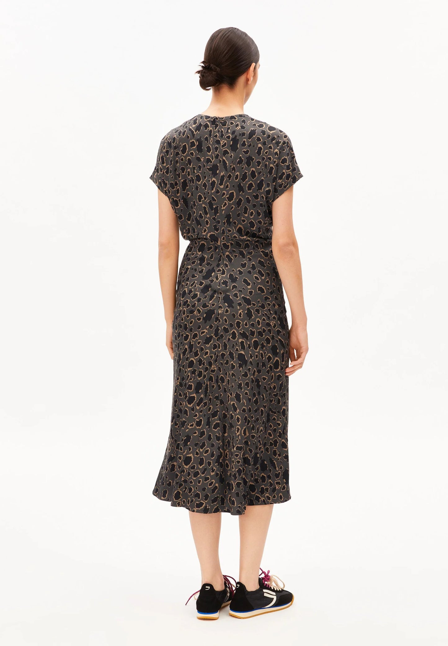 LEO BAT WING MIDI DRESS – ARMEDANGELS Canada leopard print dress Kelowna back view on model