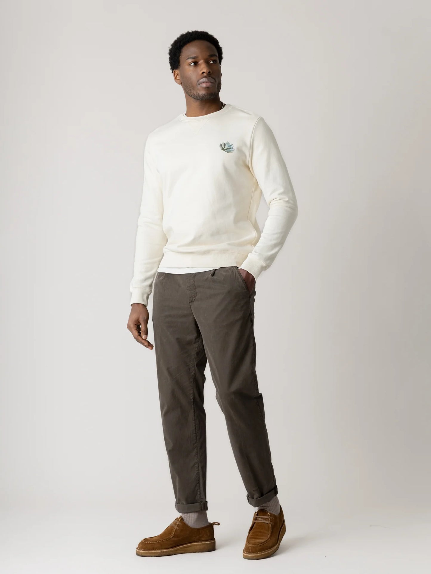 Mos Mosh Gallery Men's Jones Darwin Pant in Grape Leaf on a model 