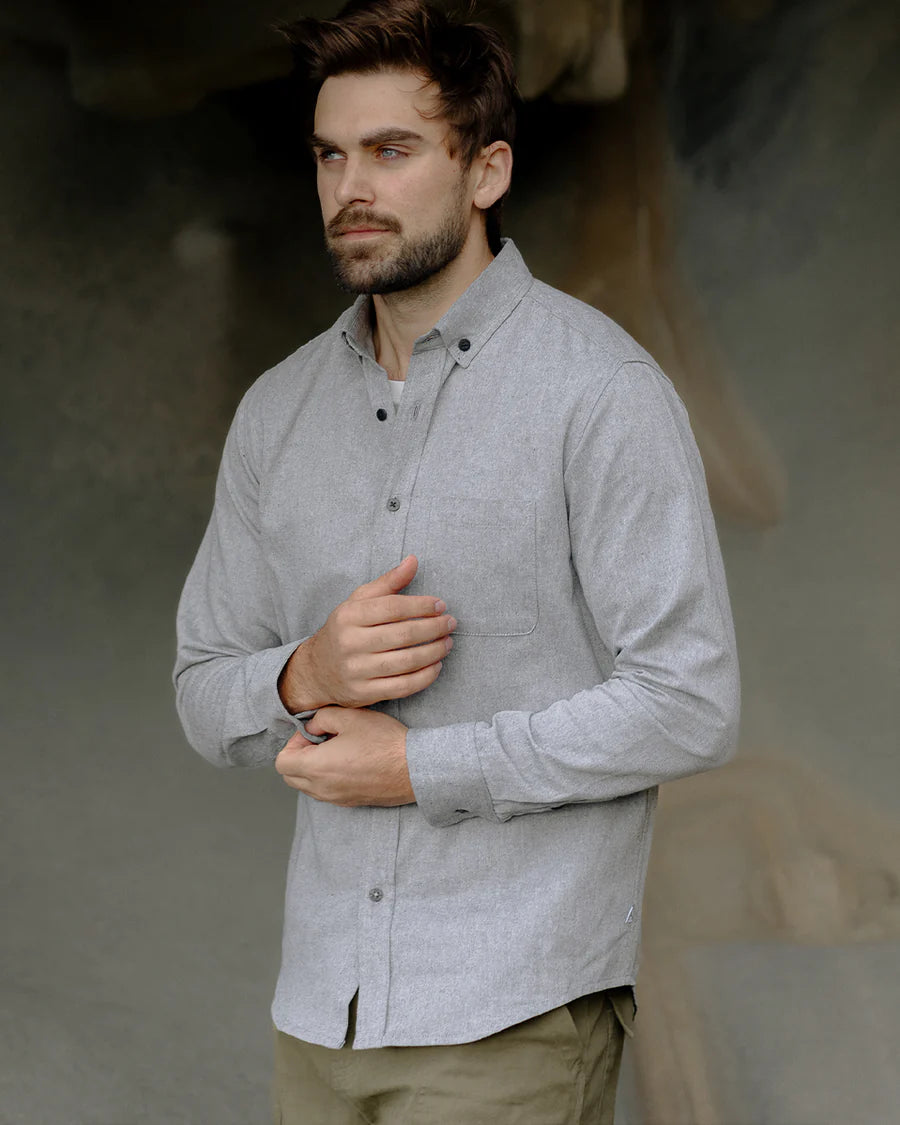 Anián - SS24 - SS24 - The Denman LS in Marble - model front 2