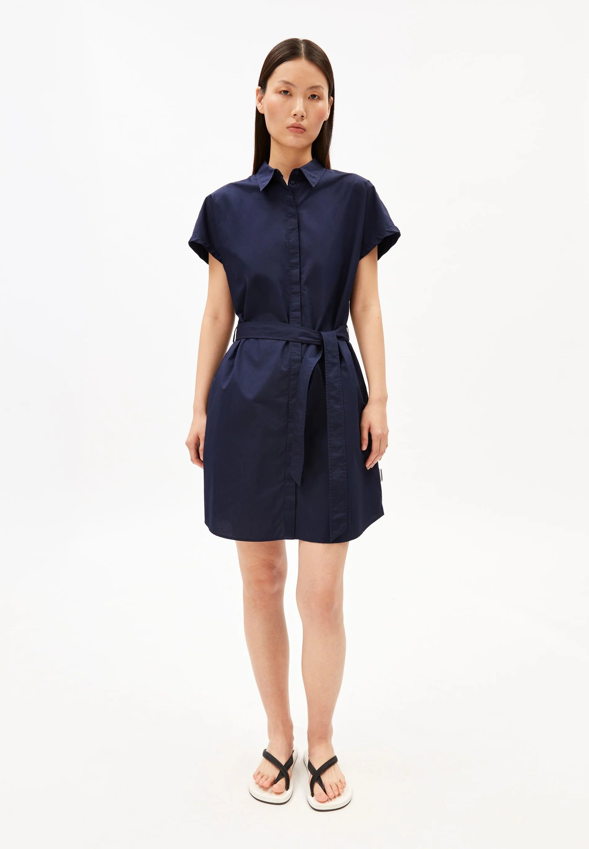 ARMEDANGELS LARISAANA Poplin Mini Dress in Tinted Navy, front studio shot on model in Kelowna, organic cotton