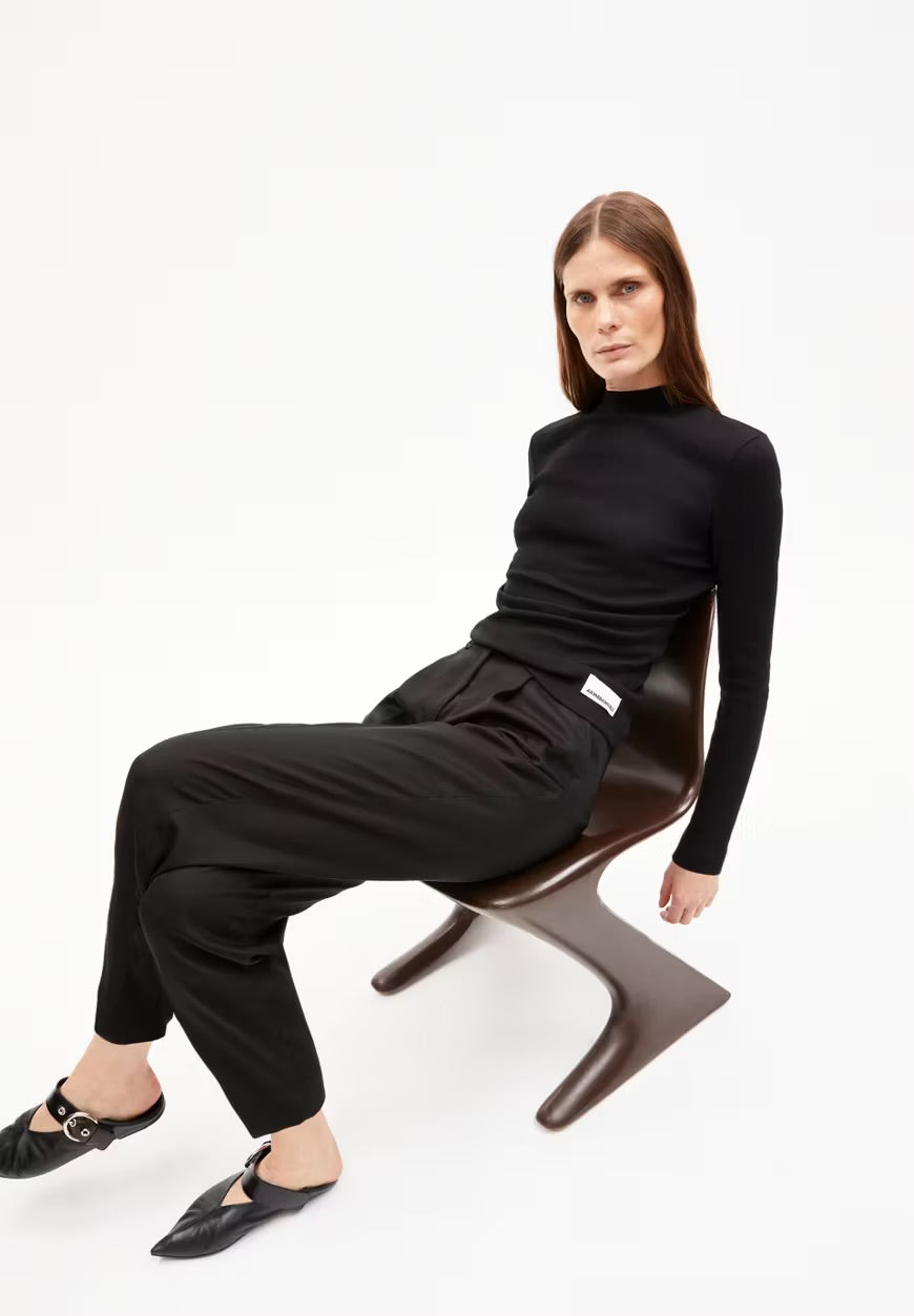 Armedangels - FW24 - Fatimaara Top in Black - front 5