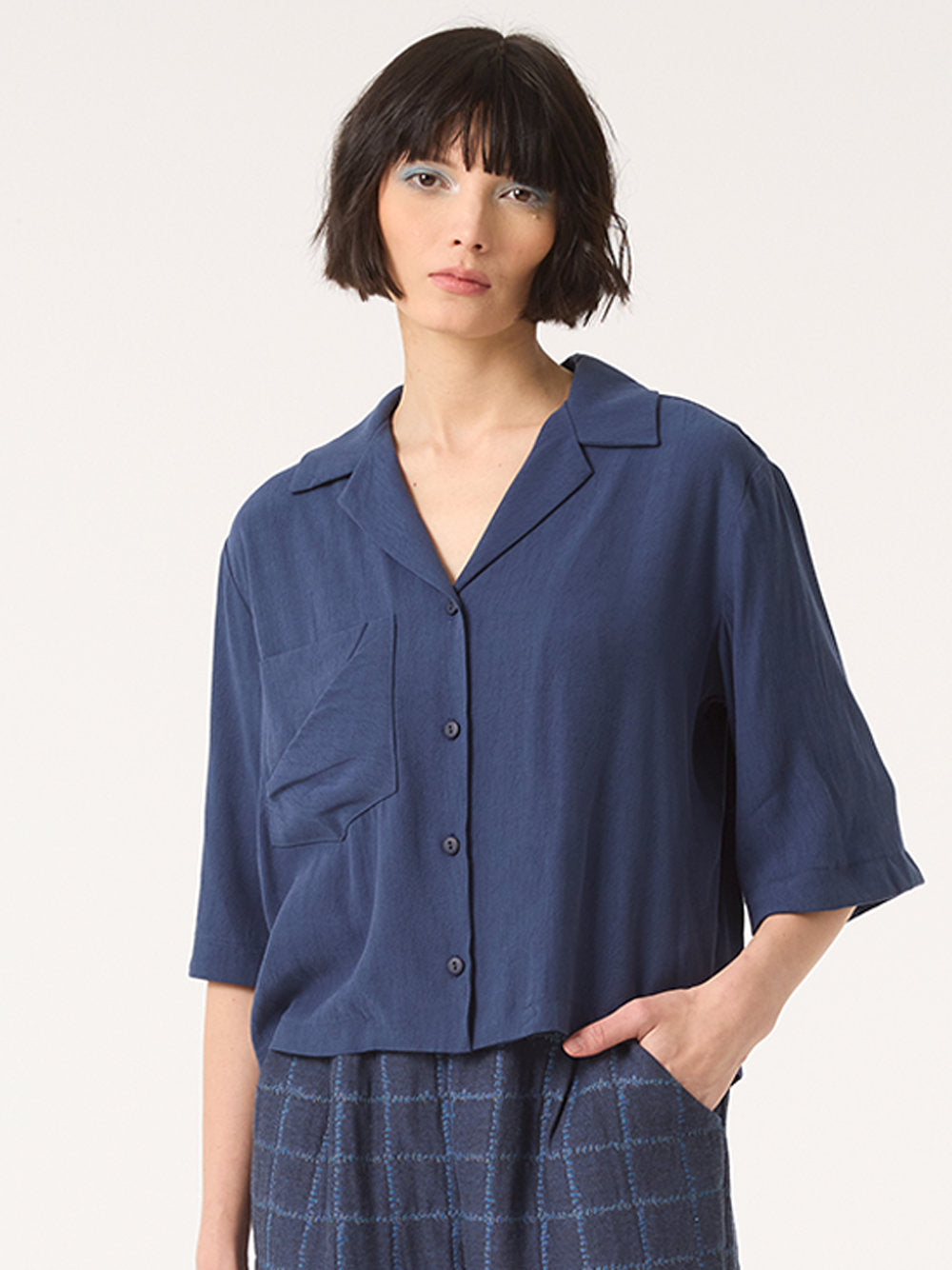 Cokluch - FW24 - Ritual Shirt in River Ocean - on model front 1