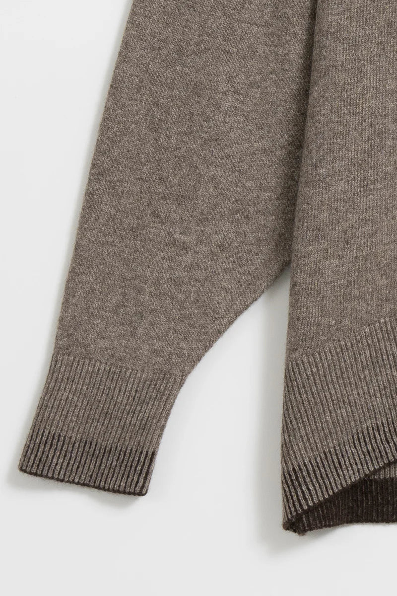 Dinadi - FW24 - Yak Roundneck Sweater in Oat Brown - close-up sleeve 4